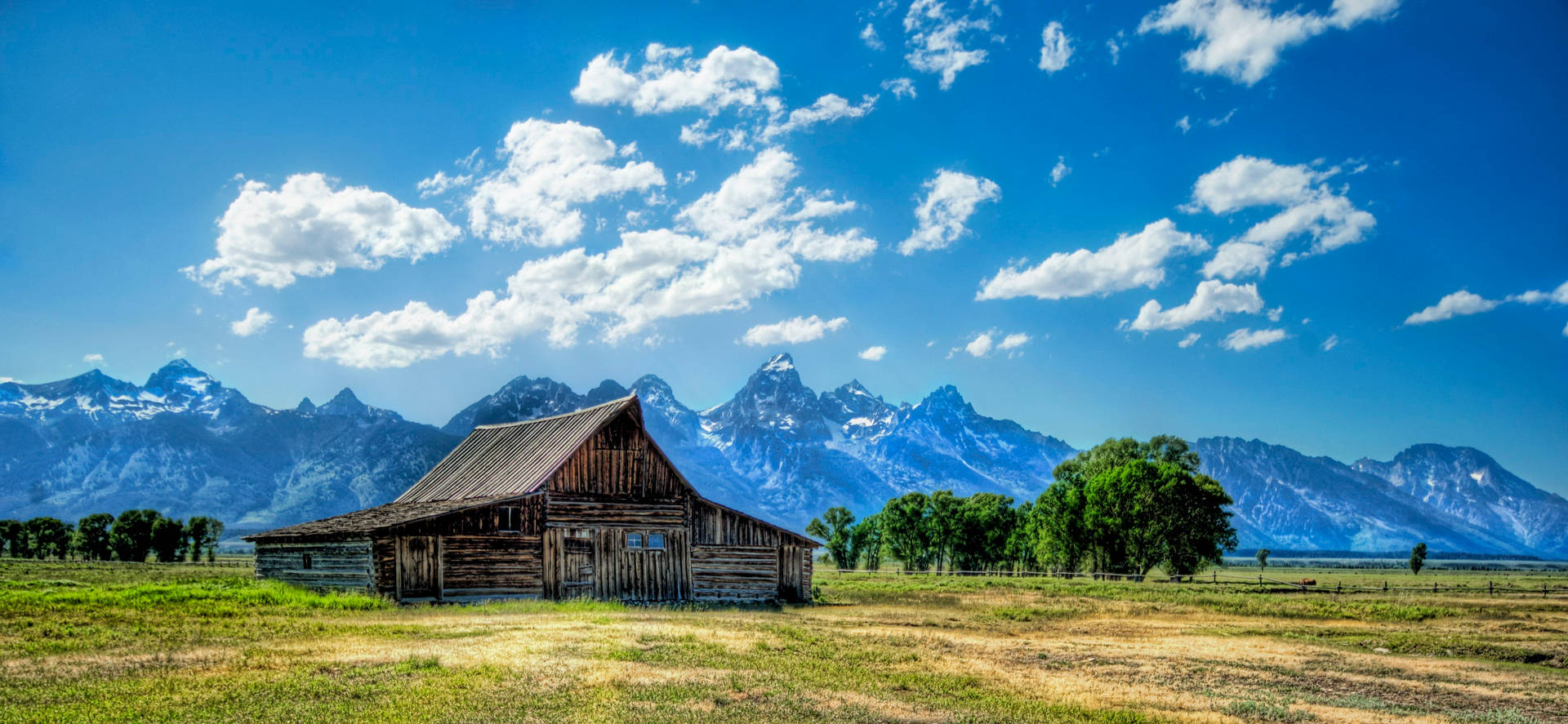 Country Summer Wood Cabin Mountains Background