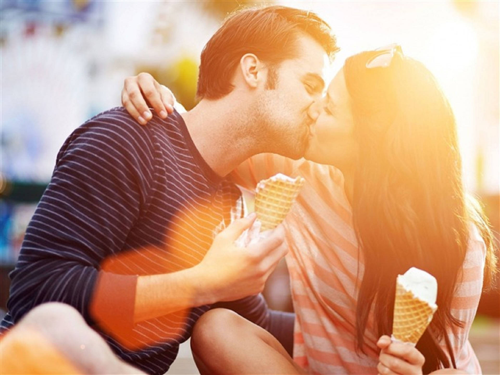 Couple With Ice Cream Romantic Love Background