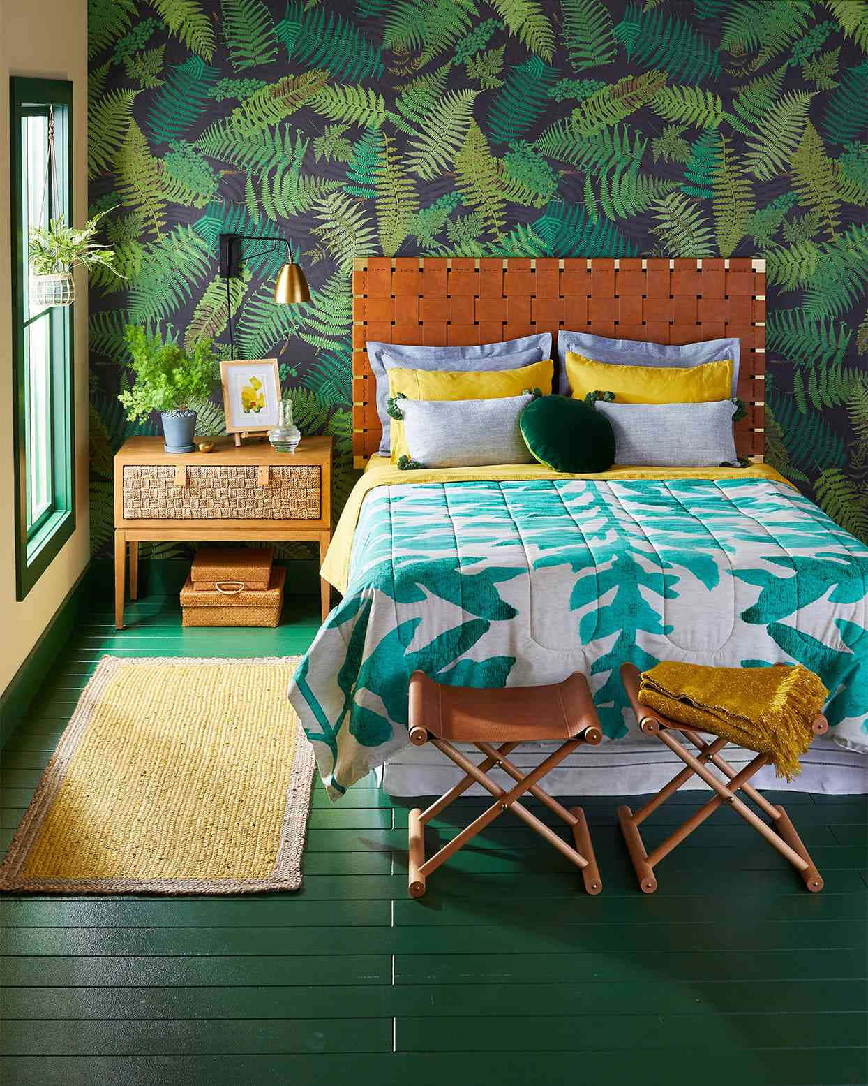 Couples Bed Tropical Theme Background