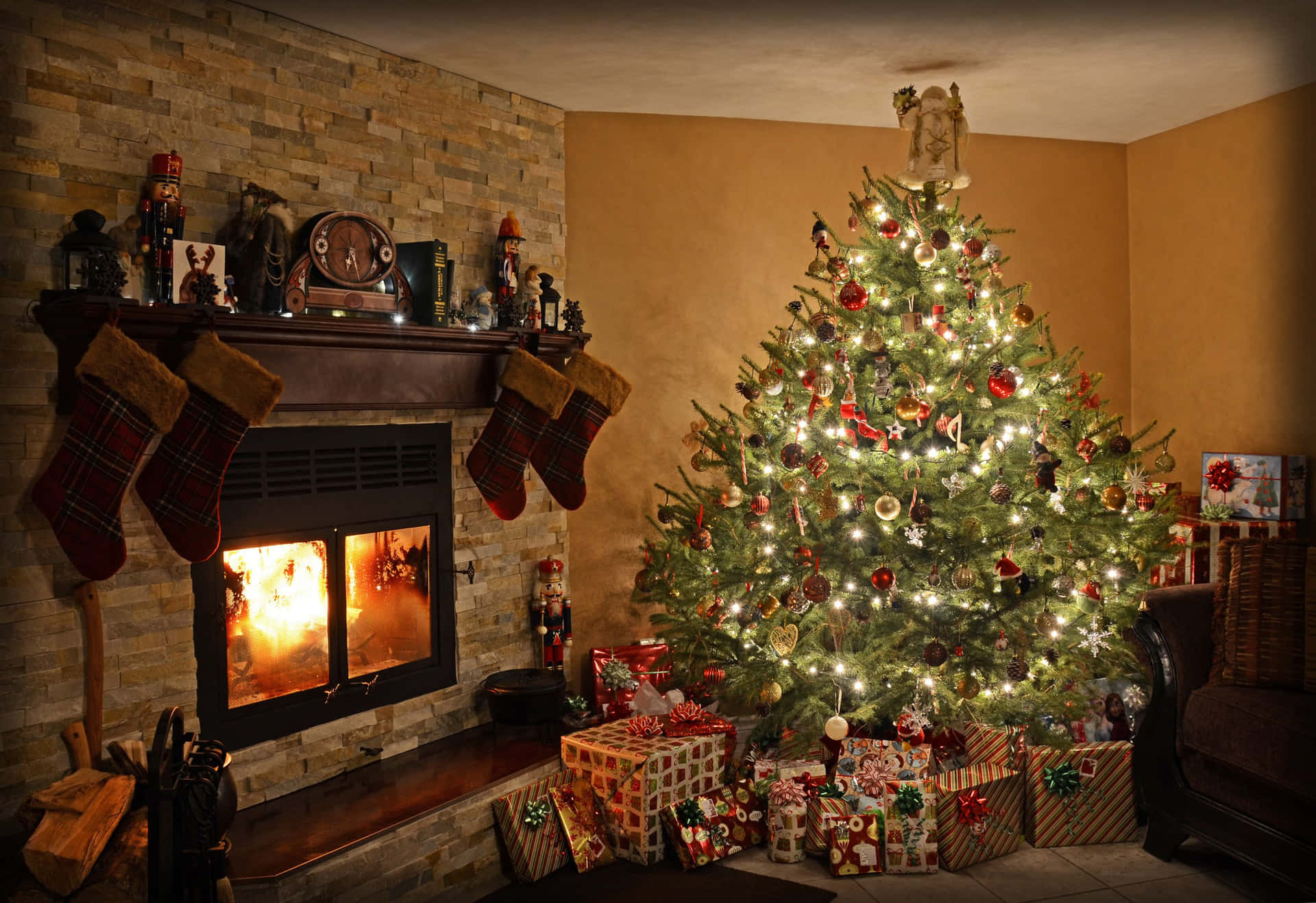 Cozy Christmas Fireplaceand Tree Background
