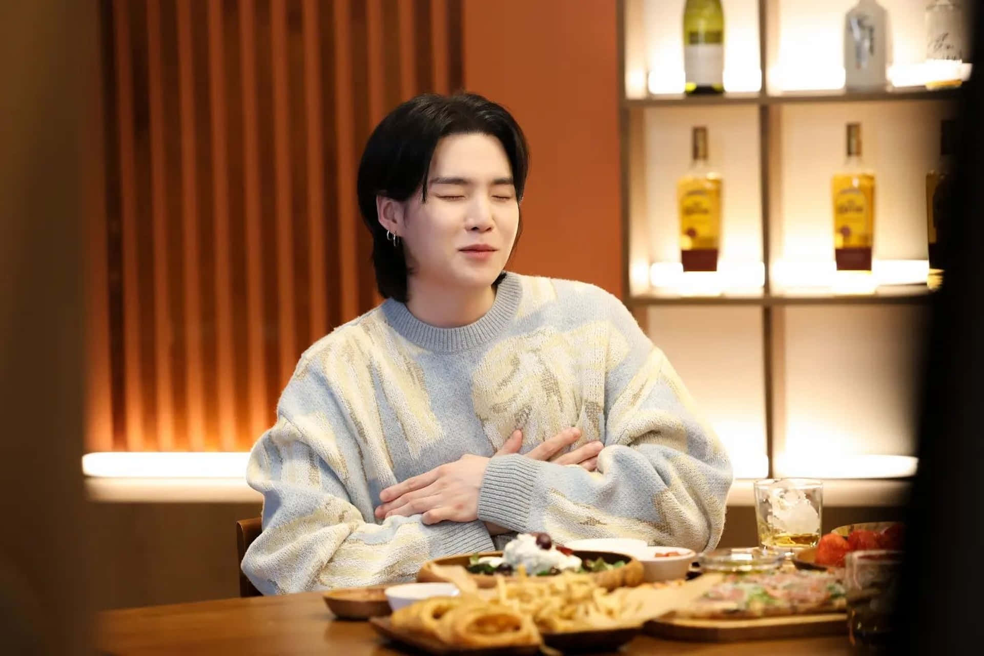 Cozy Dinner Aestheticwith K Pop Star Background