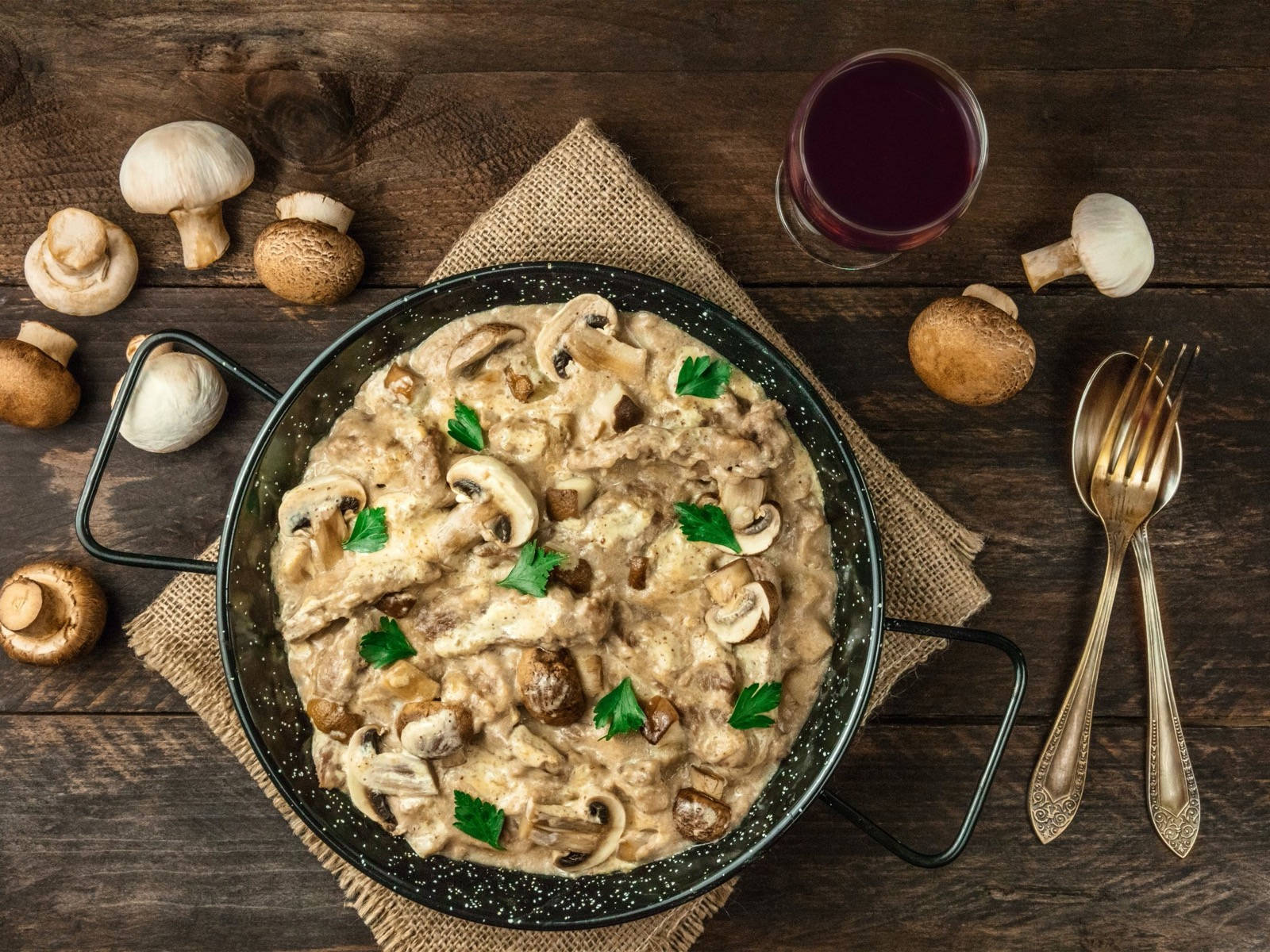 Creamy Beef Stroganoff With Mushrooms