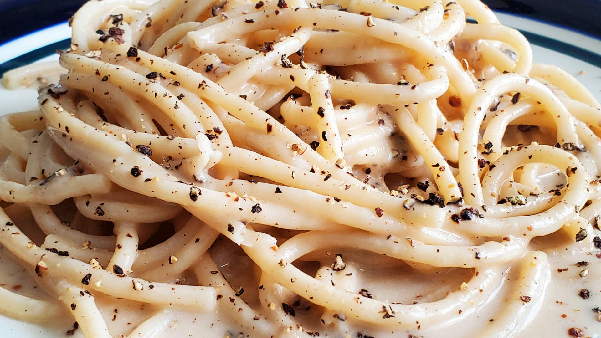 Creamy Cacio E Pepe