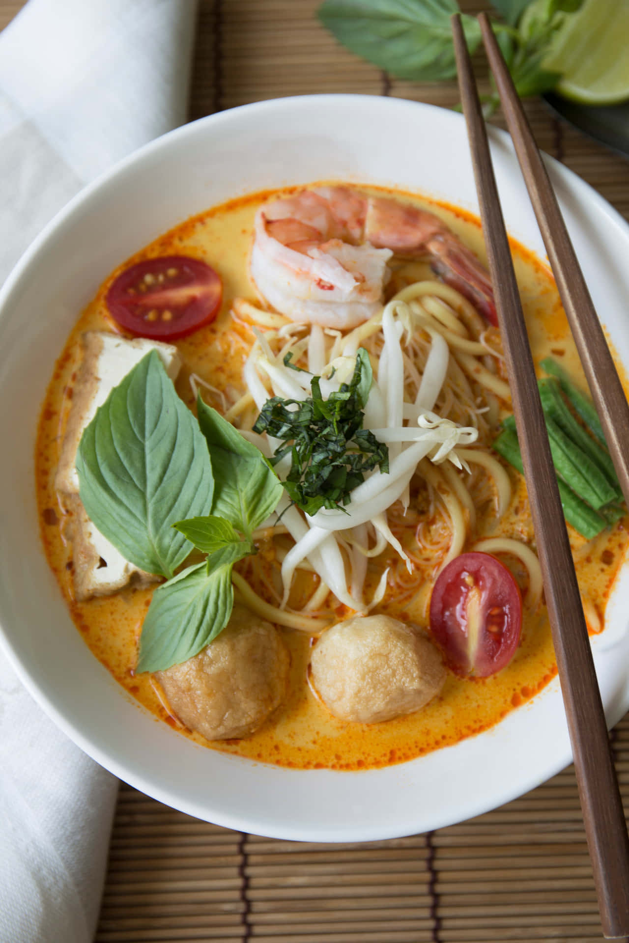 Creamy Coconut Curry Laksa Noodles