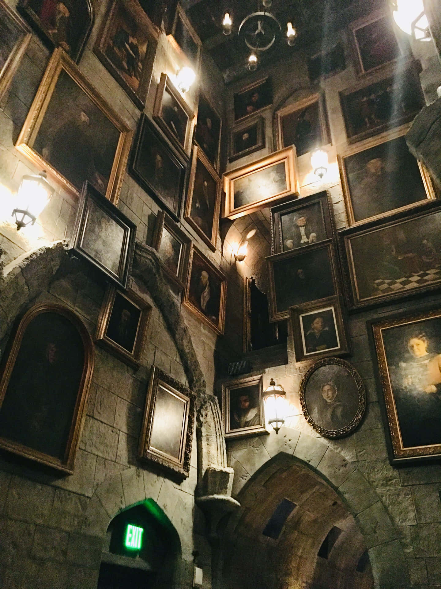 Creepy Christmas At Hogwarts Background