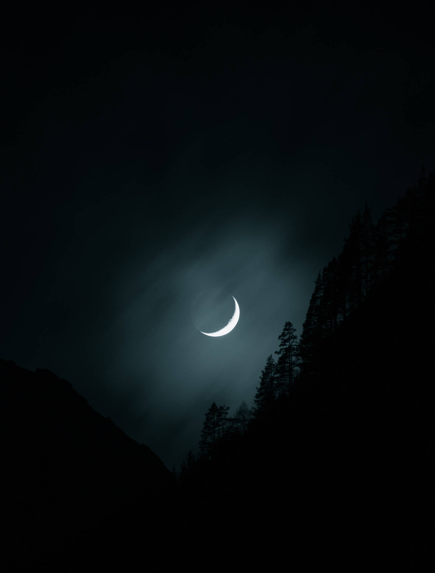 Crescent Moon At Night Background