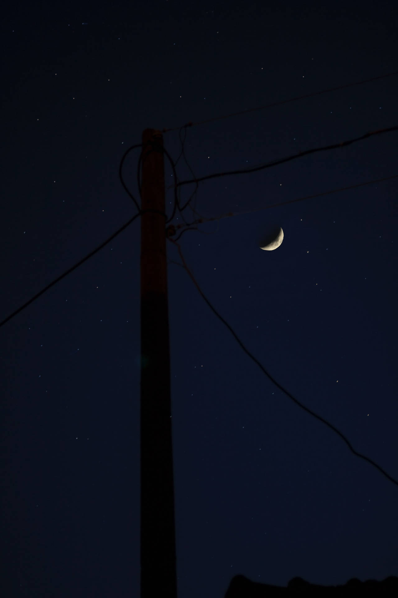 Crescent Moon Black Aesthetic Tumblr Iphone