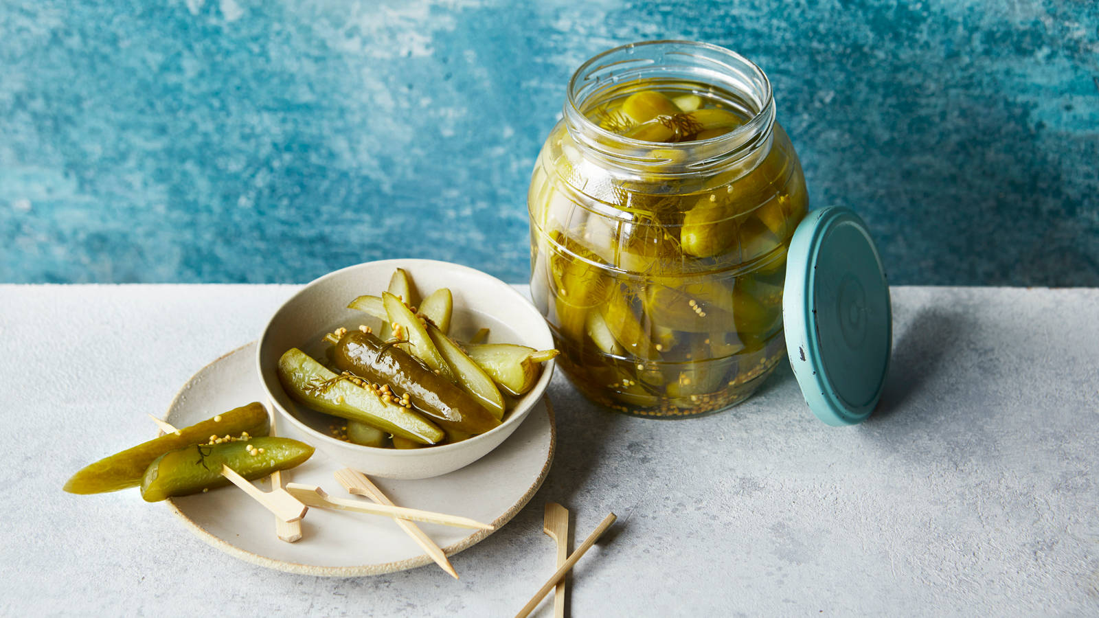 Crisp Delightfulness In A Bowl Background