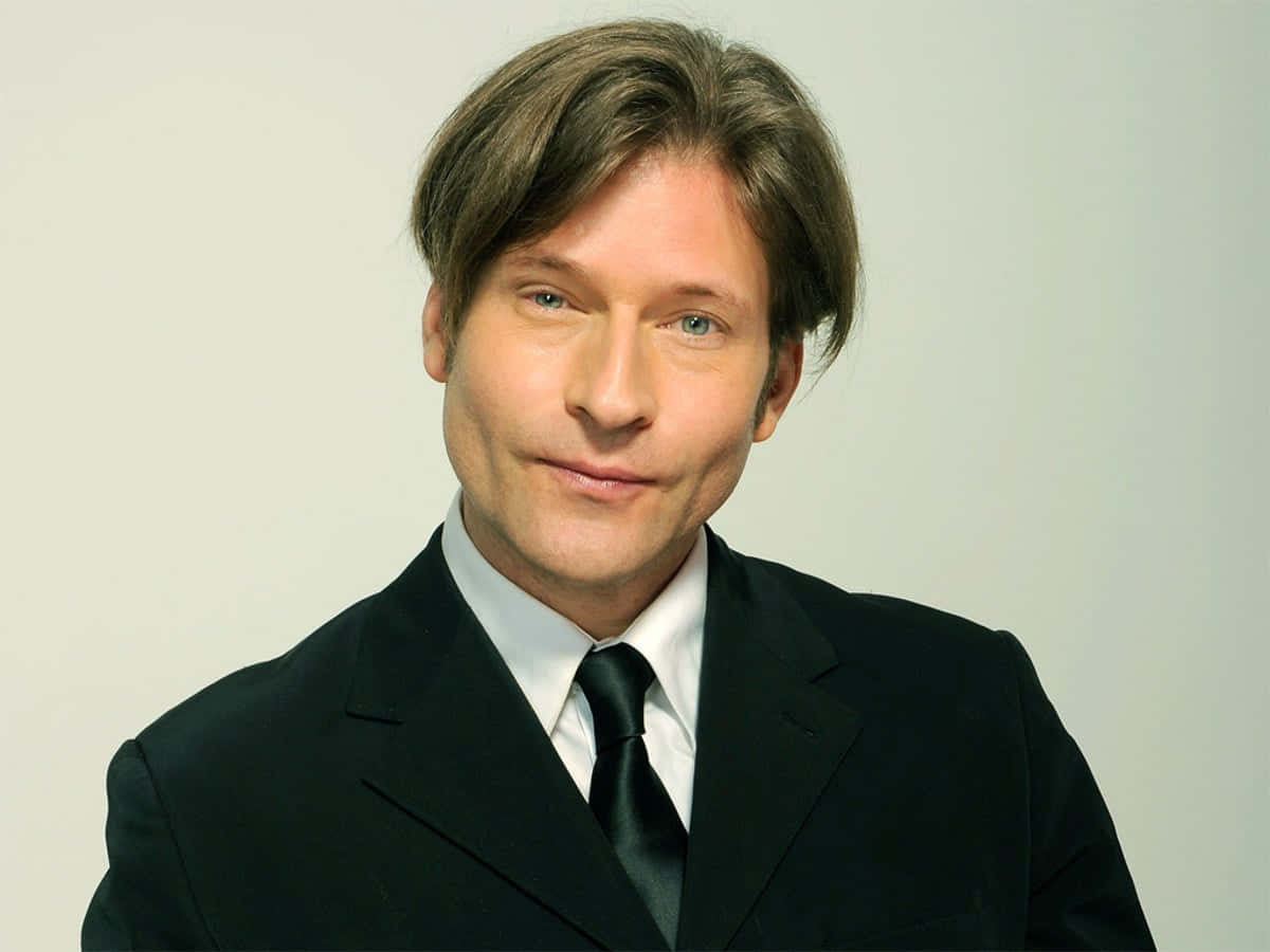 Crispin Glover [wallpaper] Background