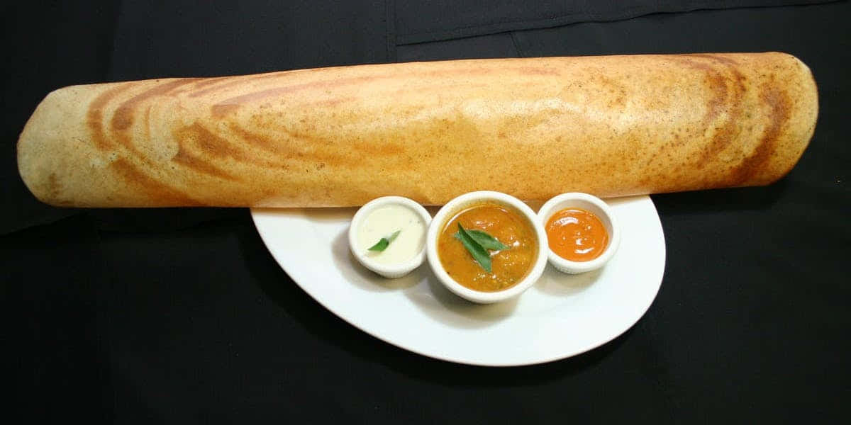 Crispy Plain Dosawith Chutneys Background