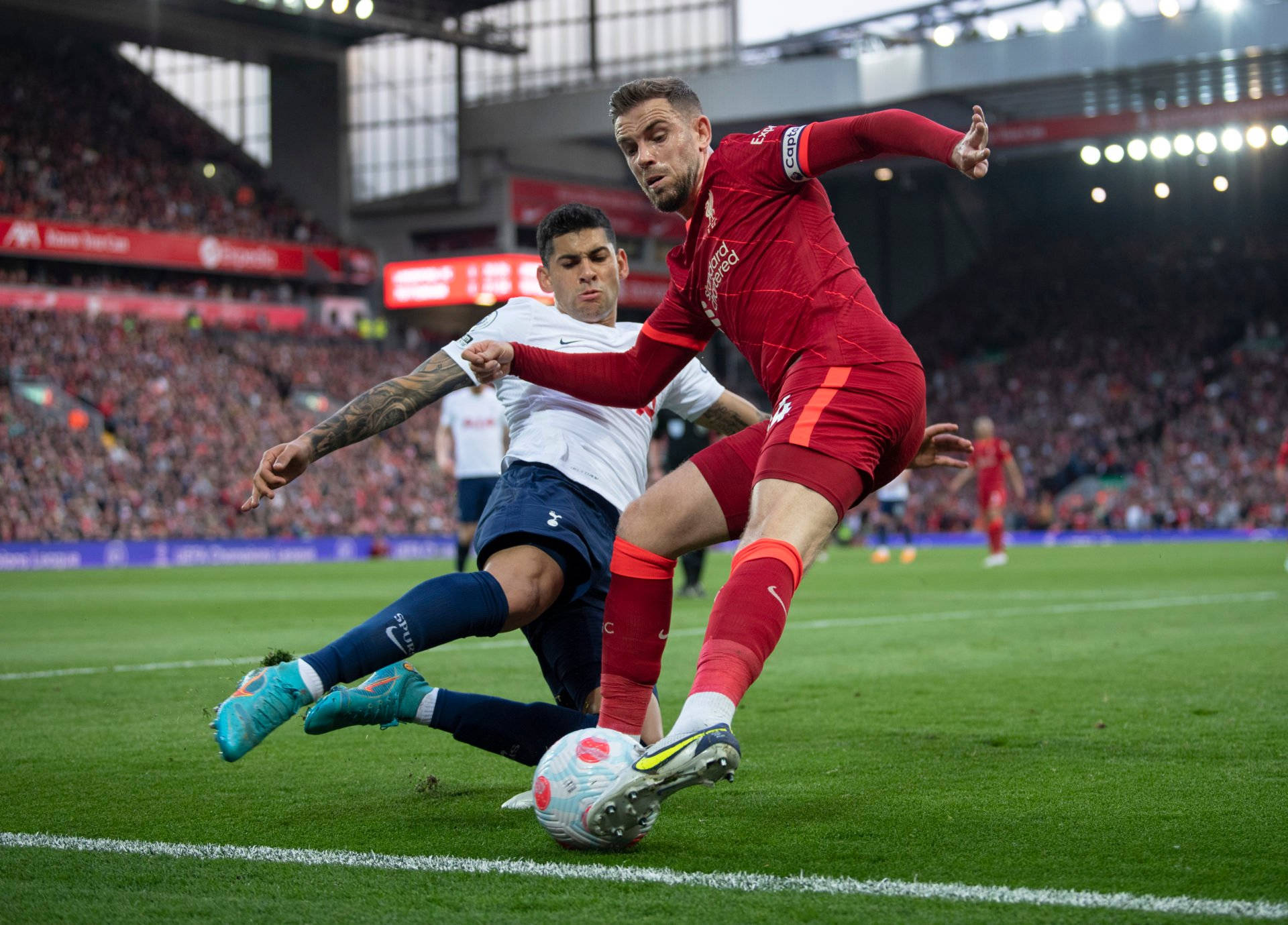 Cristian Romero Against Man In Red