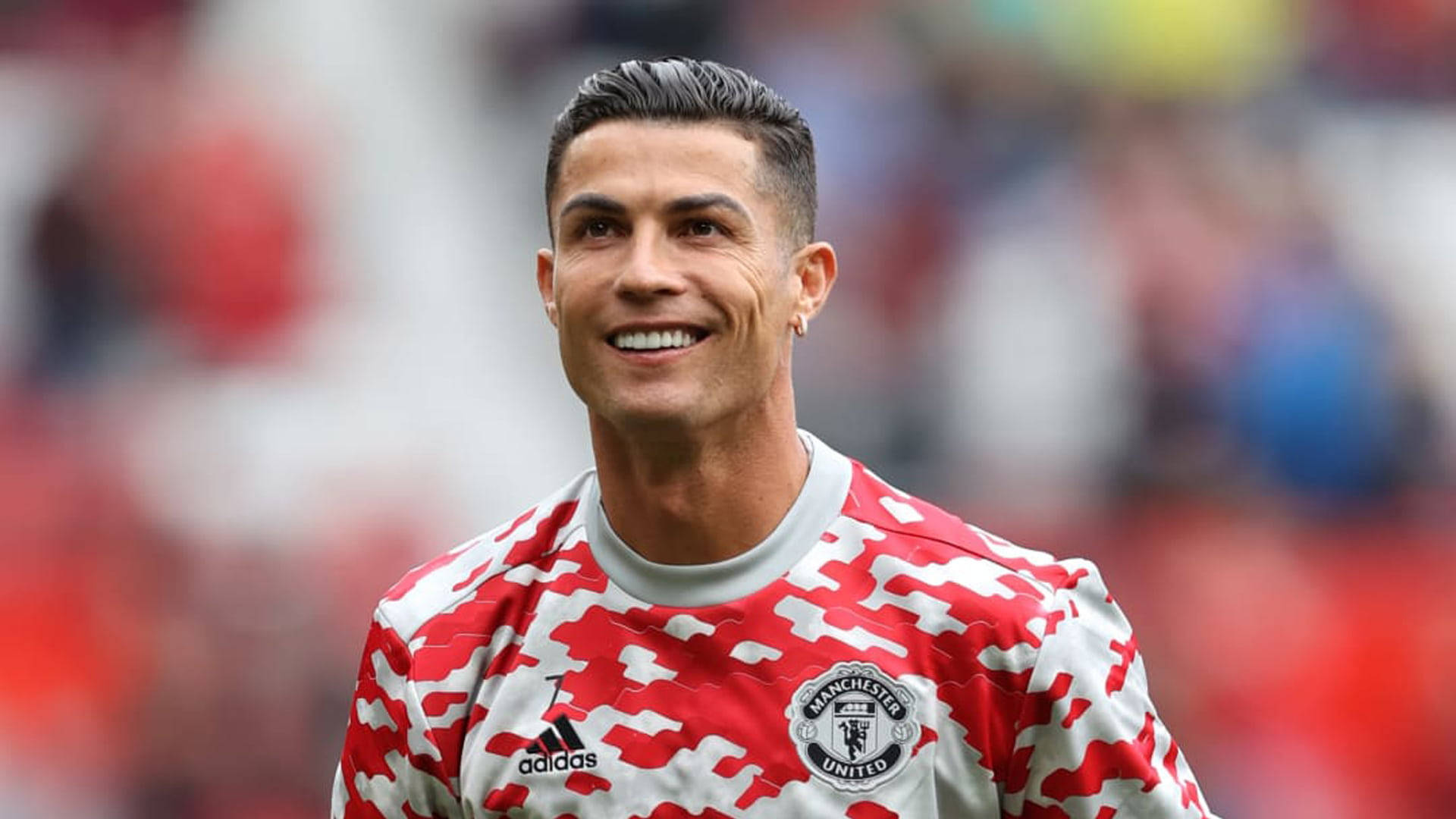 Cristiano Ronaldo Manchester United Smile Background
