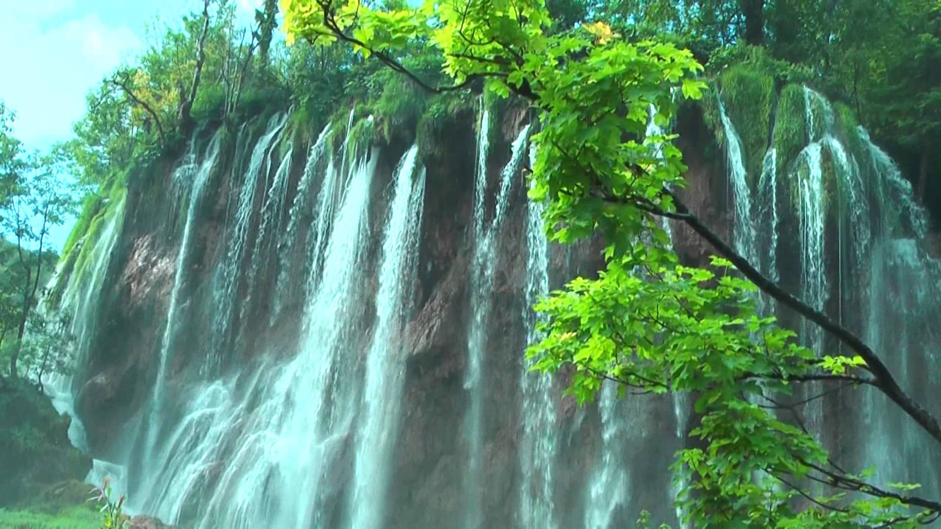 Croatia Green Falls Background