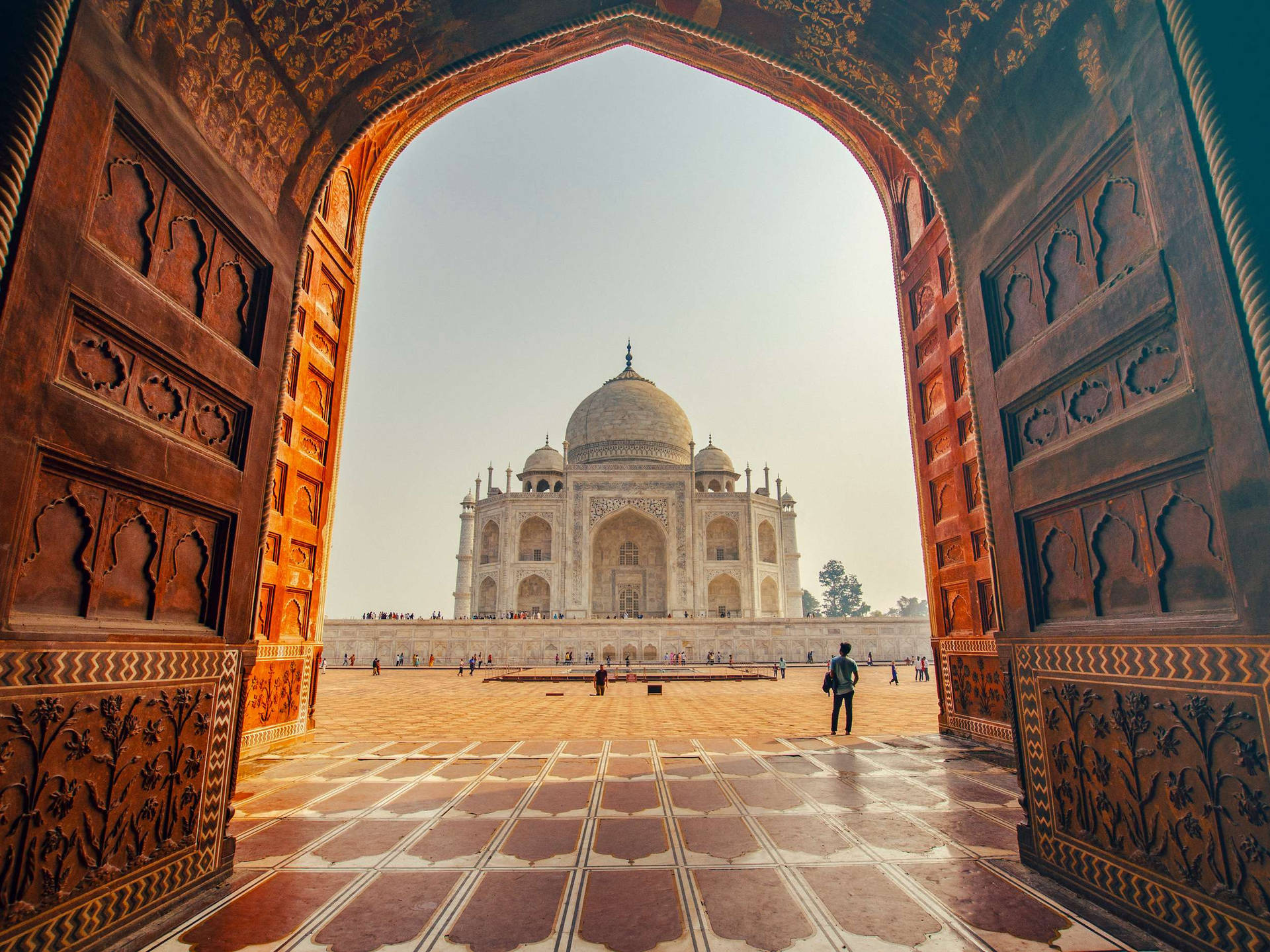 Crooked Taj Mahal House Background