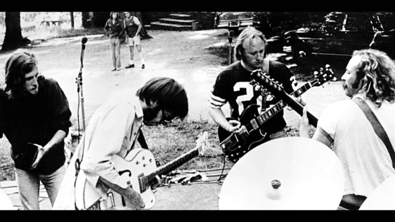 Crosby Stills And Nash Street Performance