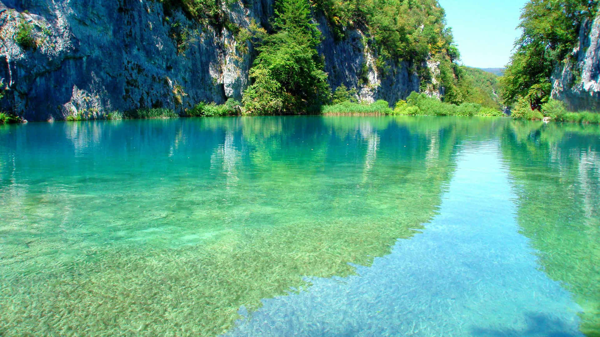Crotia Lake With Sea-green Water Background