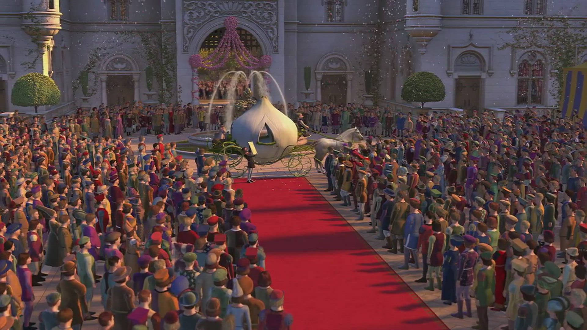 Crowd Gathered In Palace Shrek 2