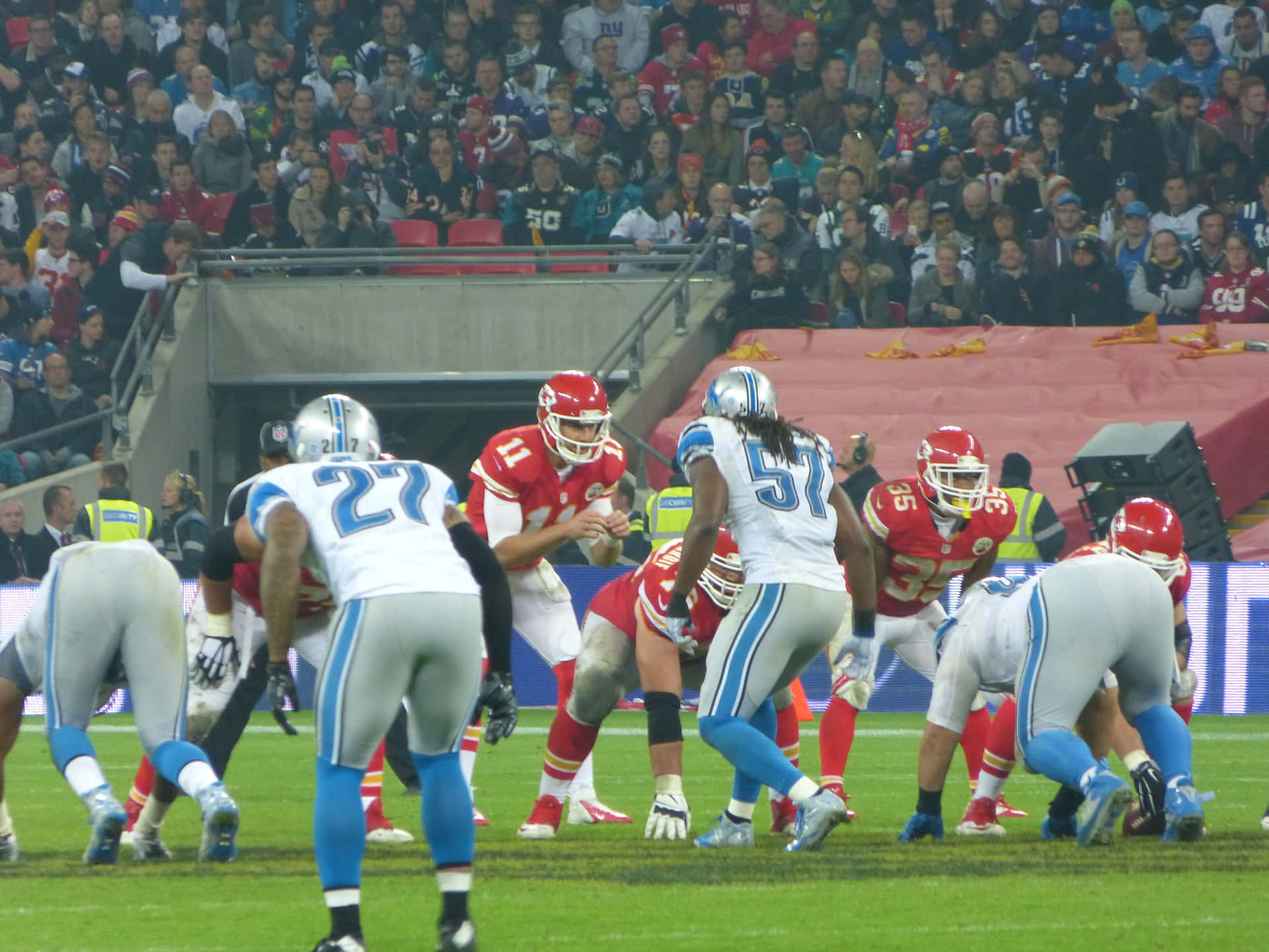 Crowd Watching Kansas City Chiefs 4k Background