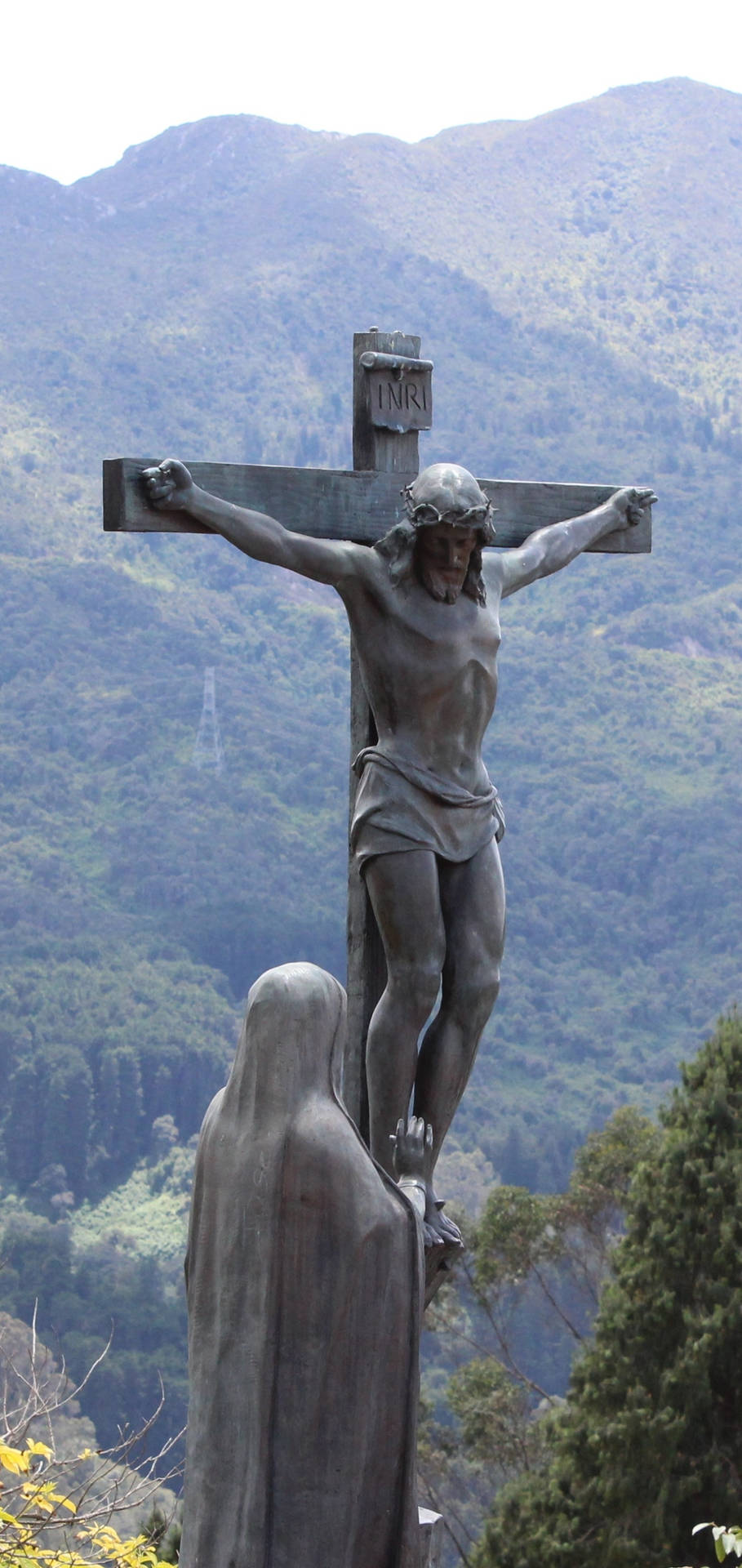 Crucifixion Statue Mountain Backdrop Background