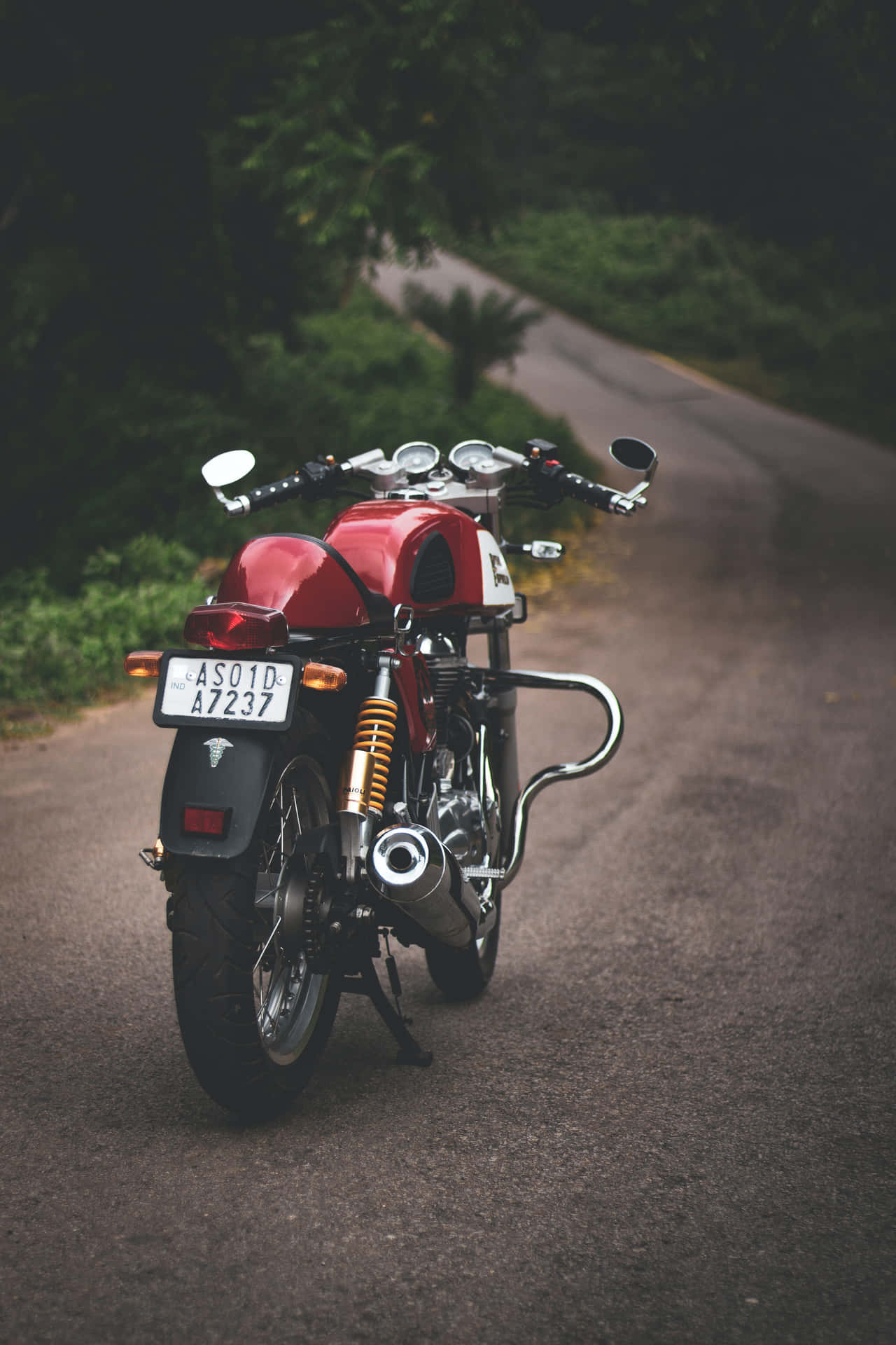 Cruising Into The Weekend On A Vintage Hd Motorcycle Background