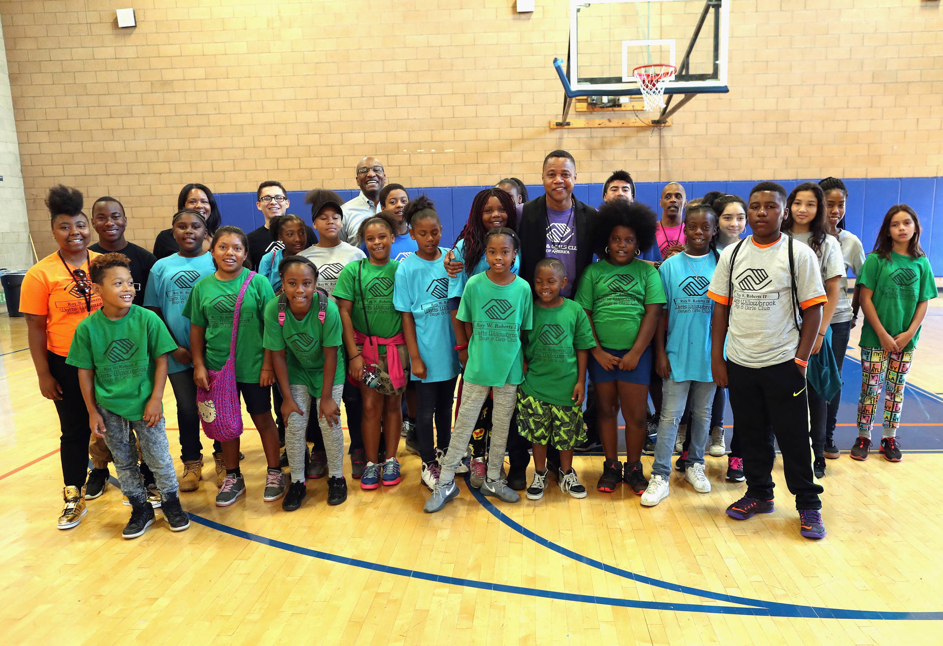 Cuba Gooding Jr. Visits With Youth