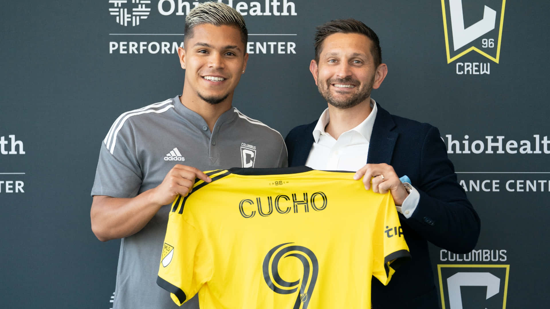 Cucho Hernandez Signing Contract With Columbus Football Club Background