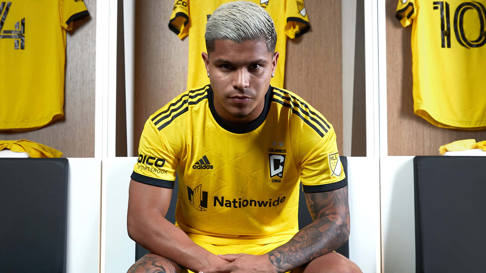 Cucho Hernandez Tattooed Footballer Background