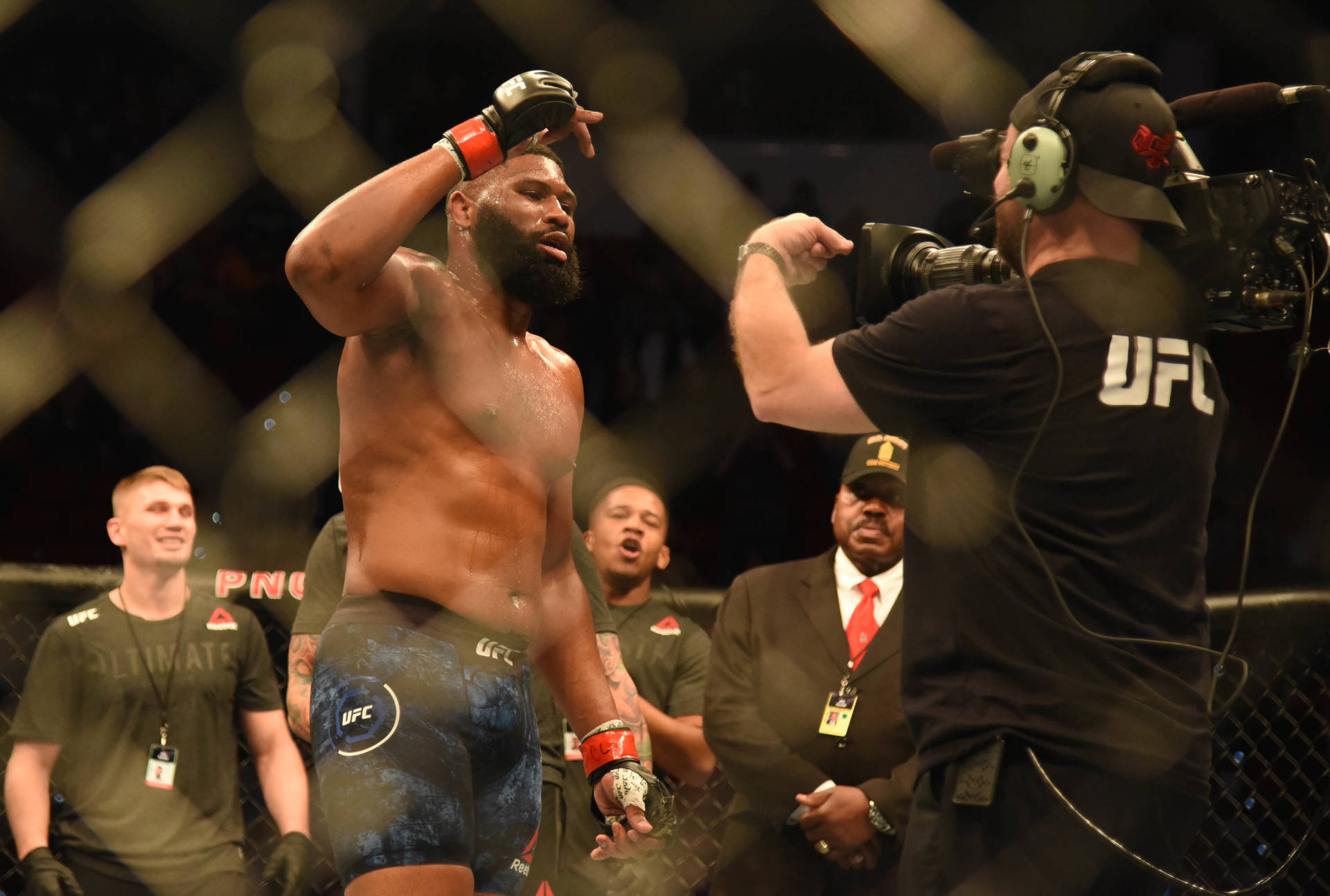 Curtis Blaydes Posing Camera Background