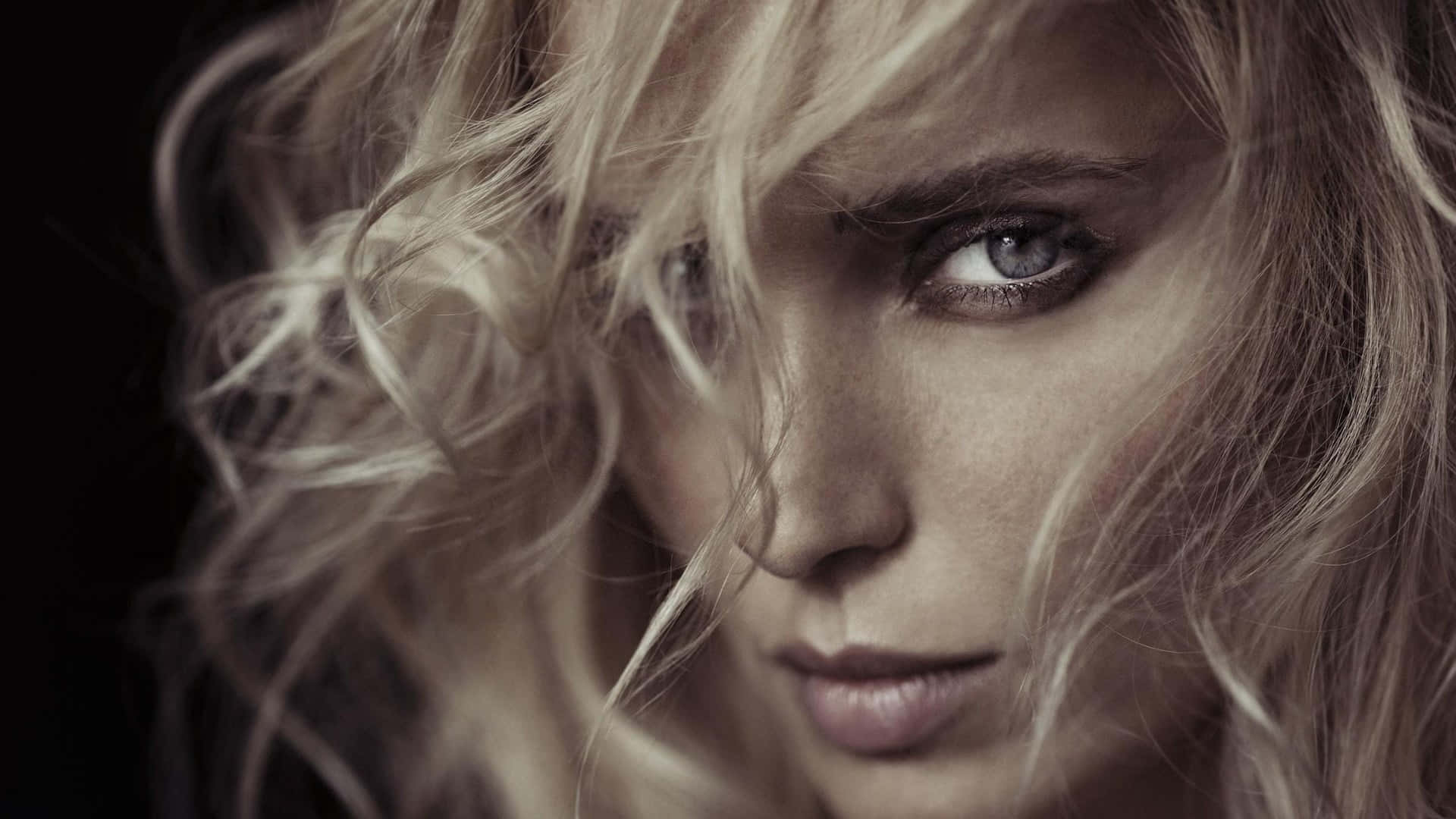 Cute Aesthetic Teenage Model Portrait Background