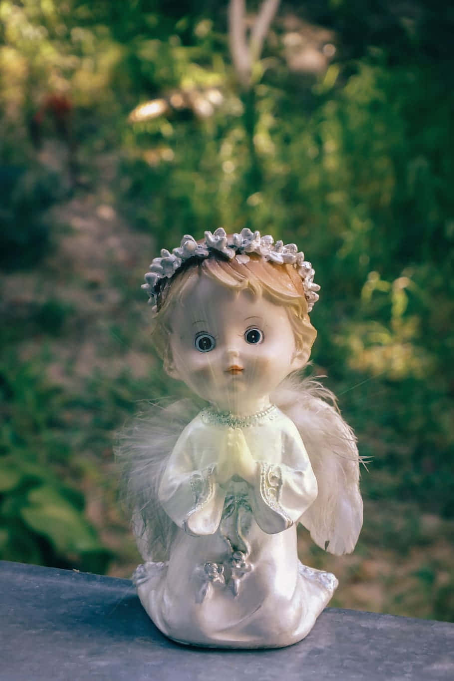 Cute Angel Cherub Figurine