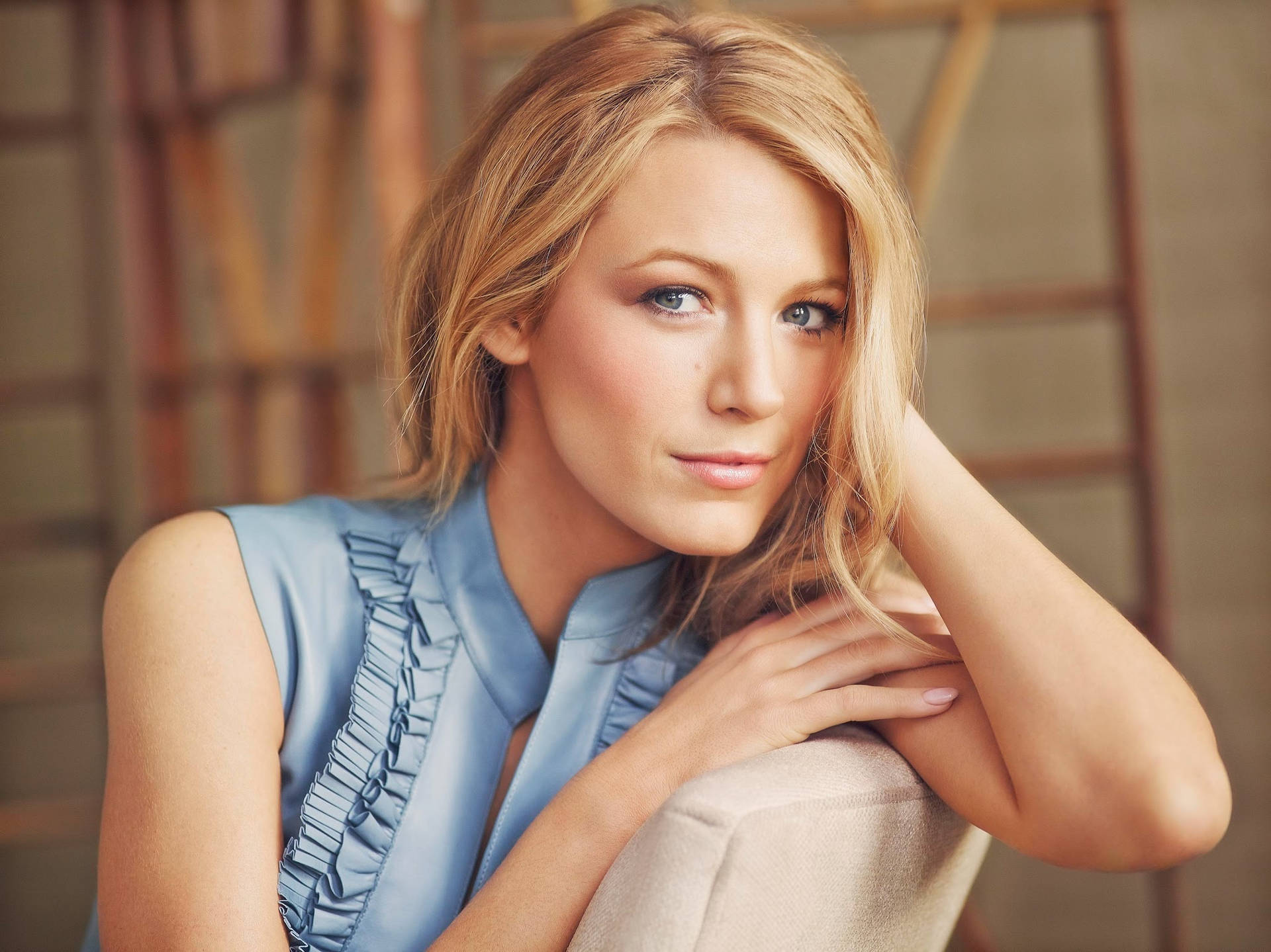 Cute Blouse Blake Lively Background