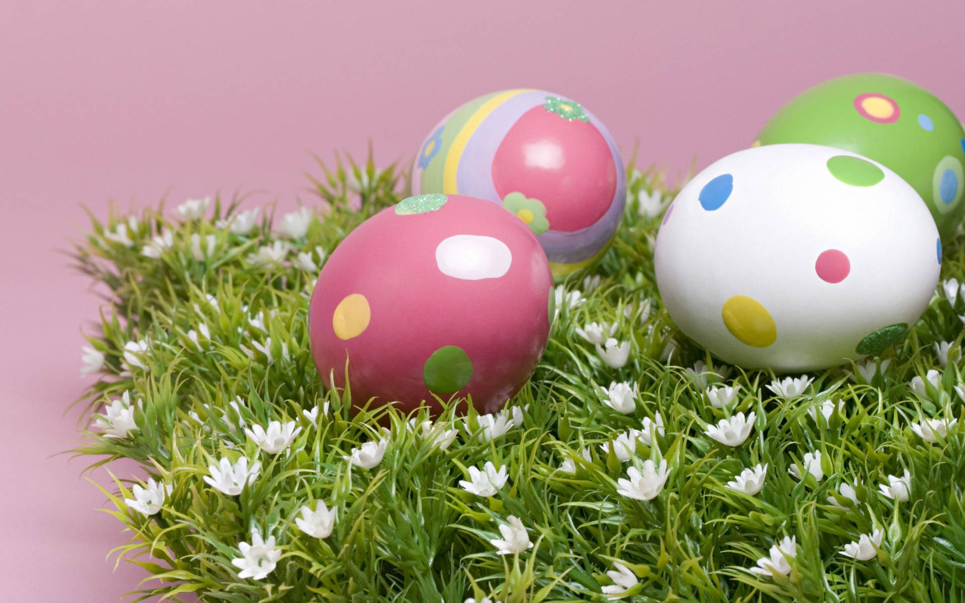 Cute Easter Floral Eggs Background