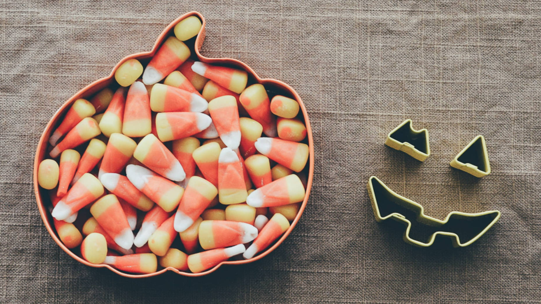 Cute Halloween Candy Treats Background