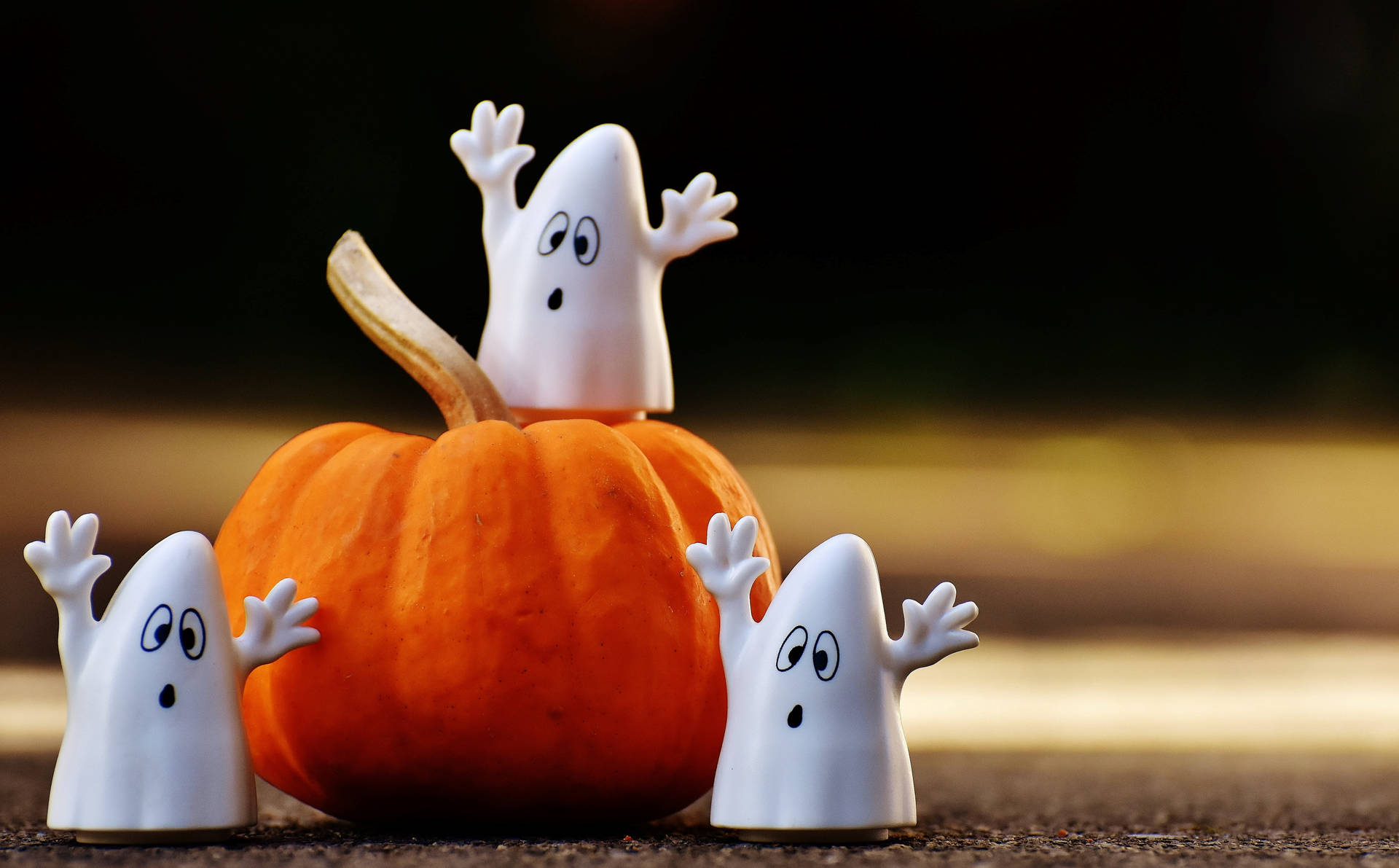 Cute Halloween White Ghosts Décor