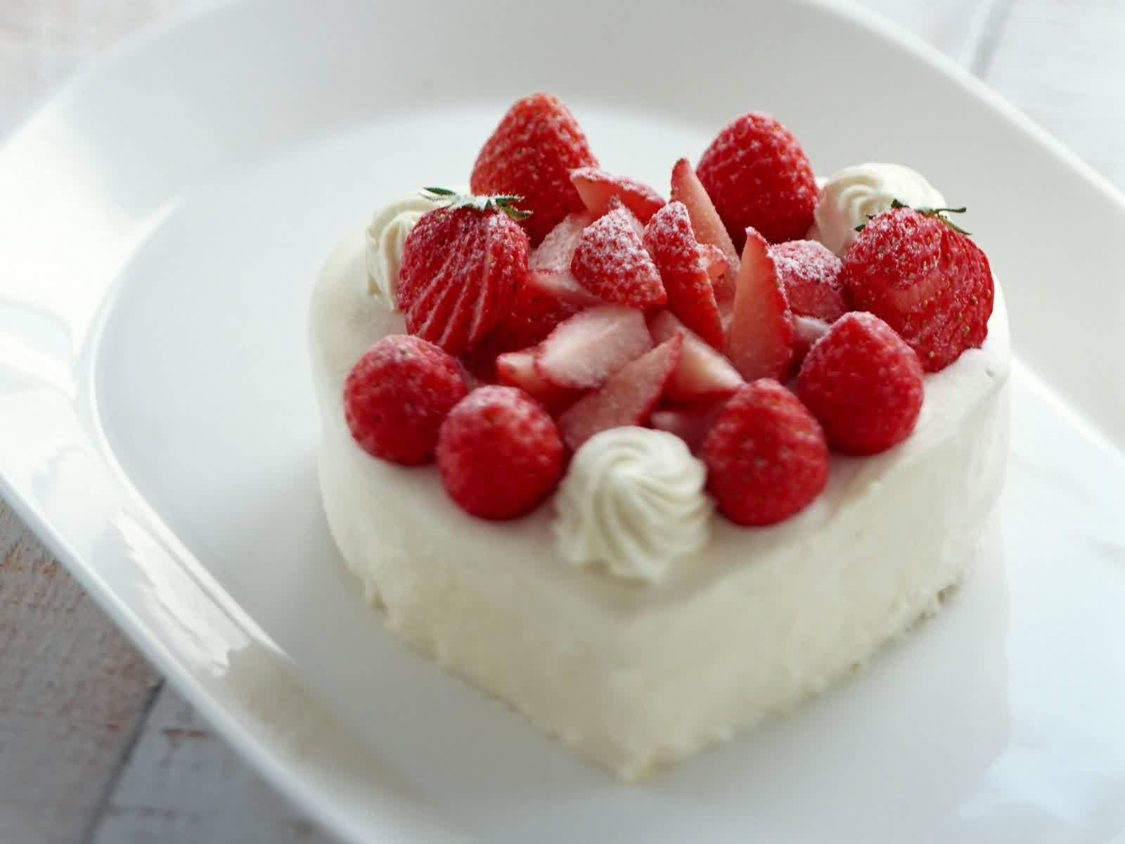 Cute Heart Strawberry Cake
