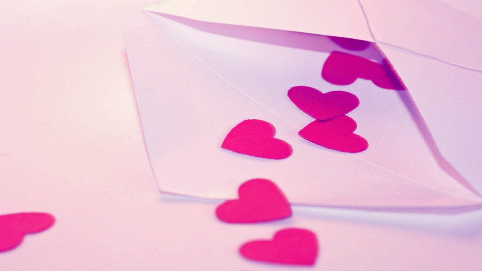 Cute Love Paper Hearts Background
