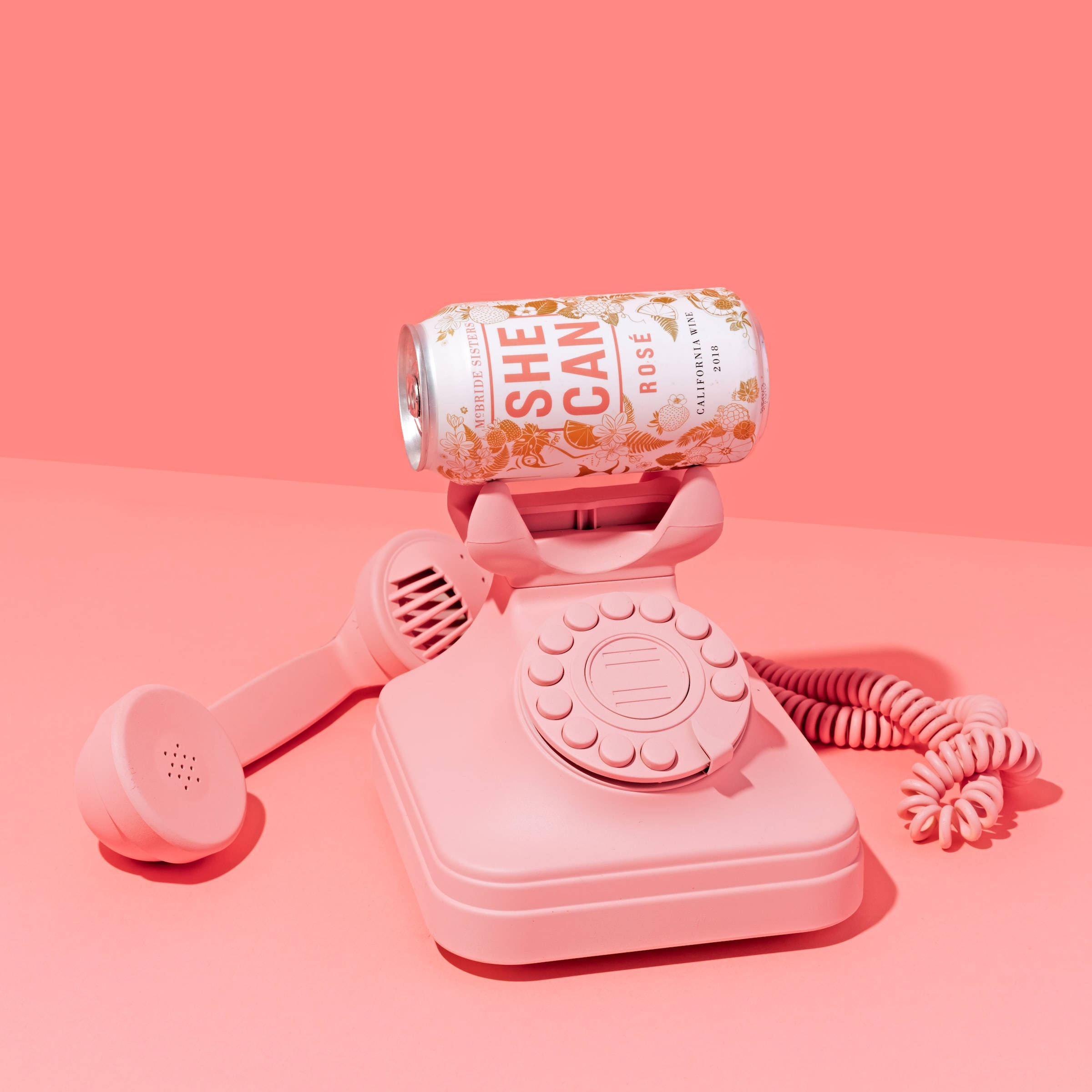 Cute Pink Aesthetic Telephone And Wine Background