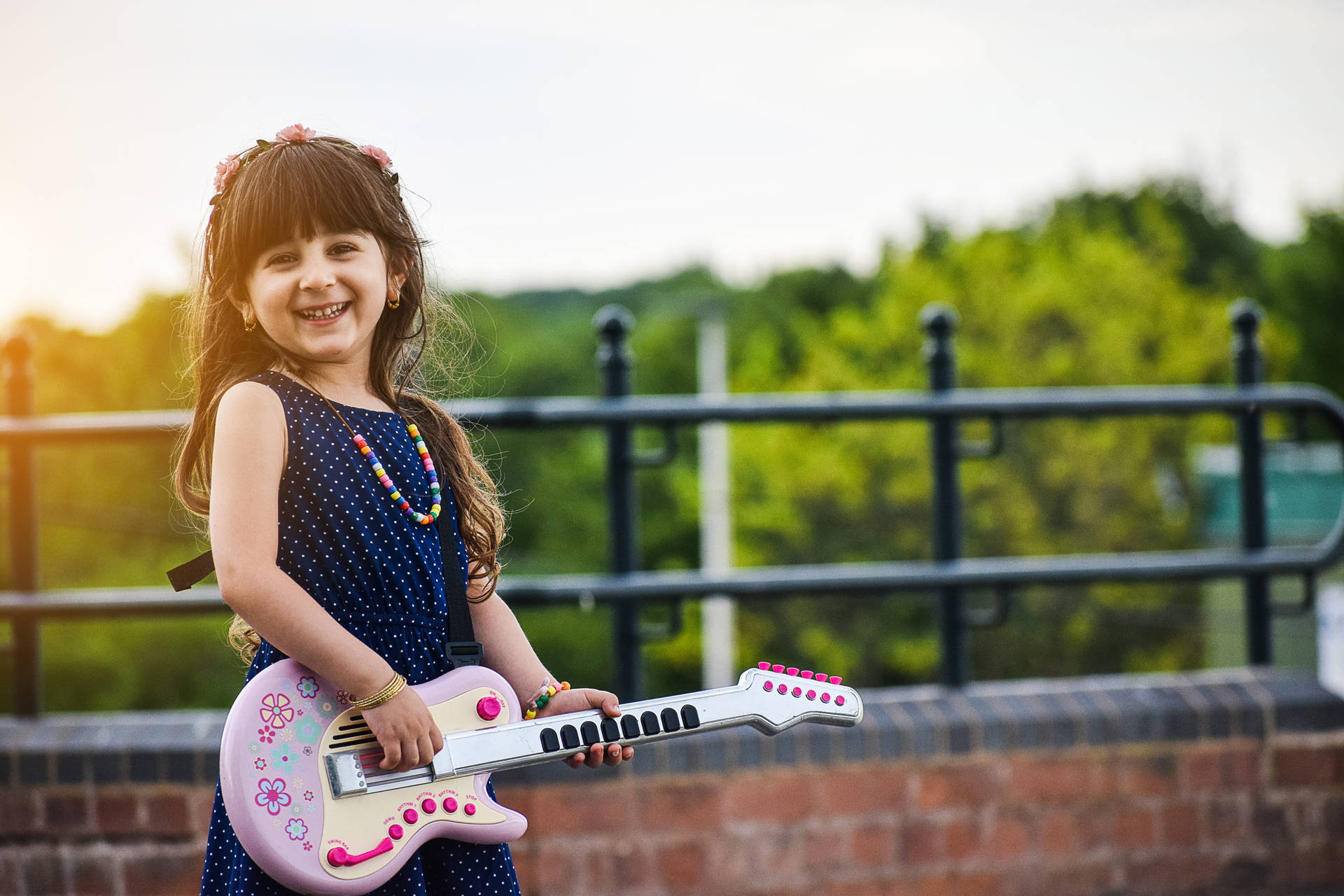 Cute Smile Girl Guitar Background