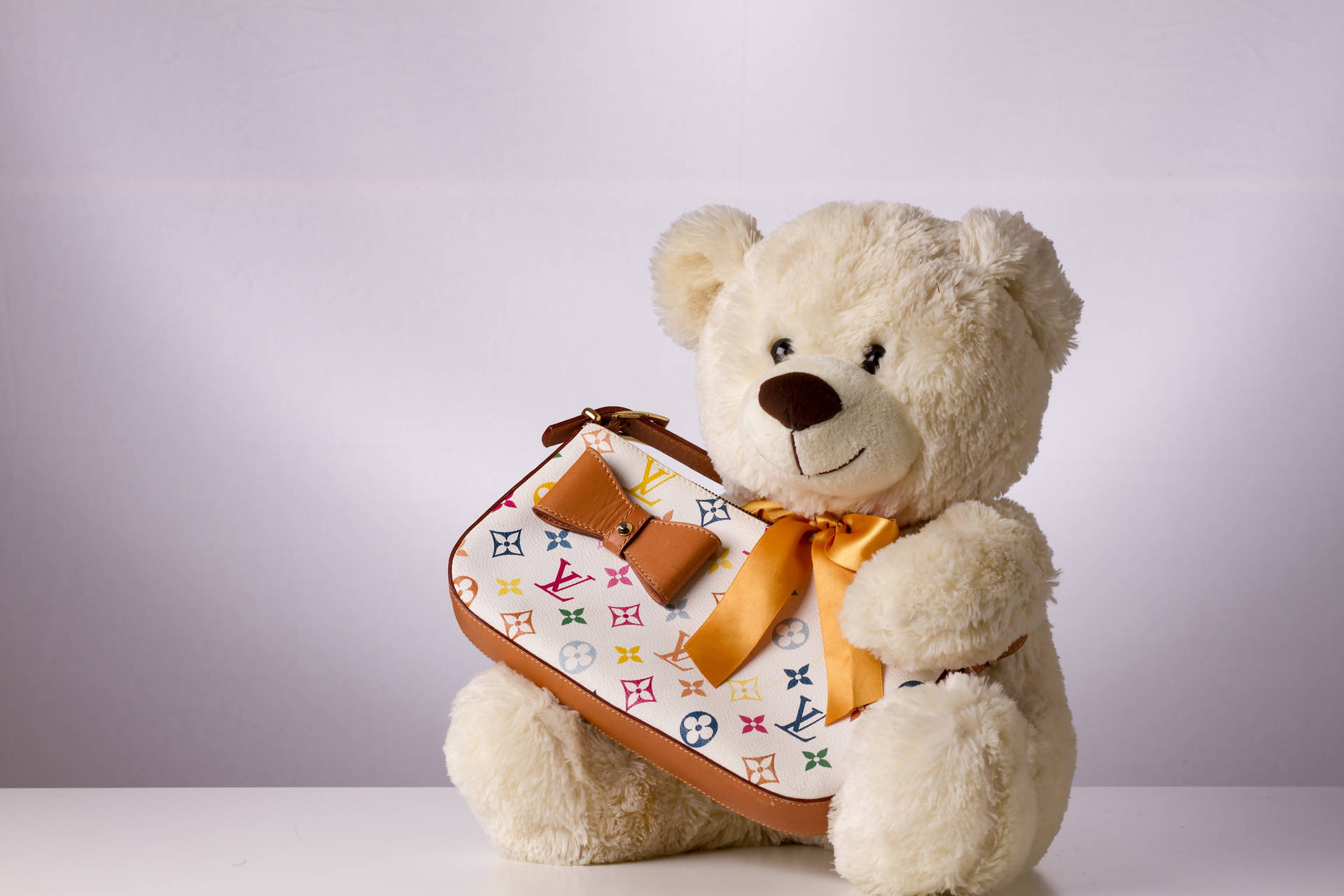 Cute Teddy Bear With Bag Background