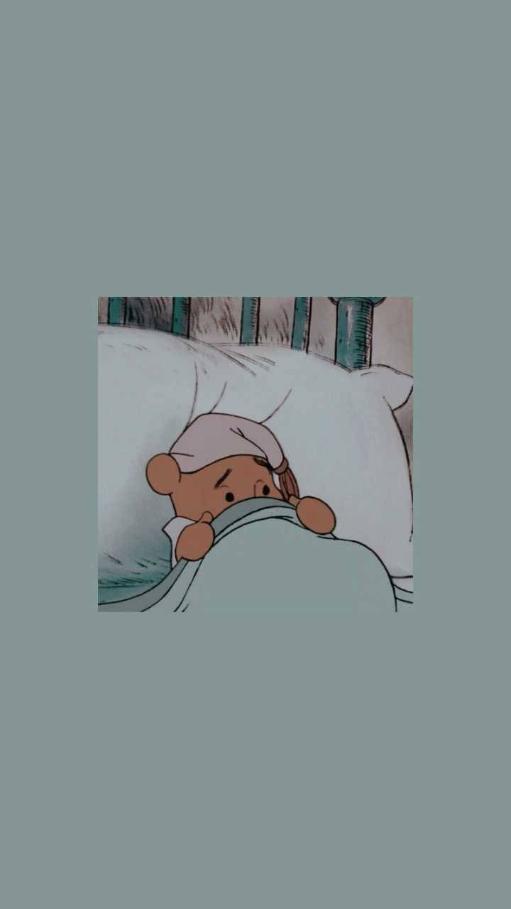 Cute Winnie The Pooh Iphone Pajamas Scared Background