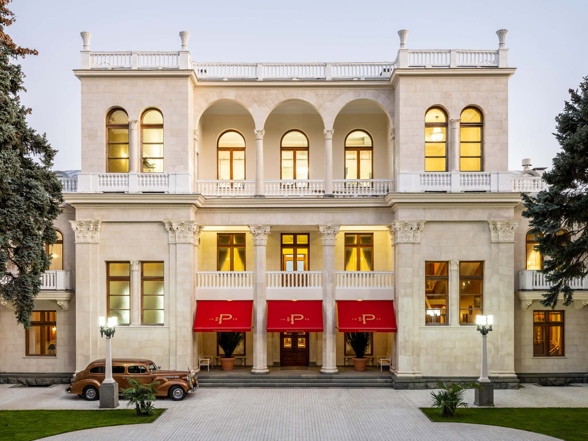 Dacha Rachmaninoff Hotel Yalta Background