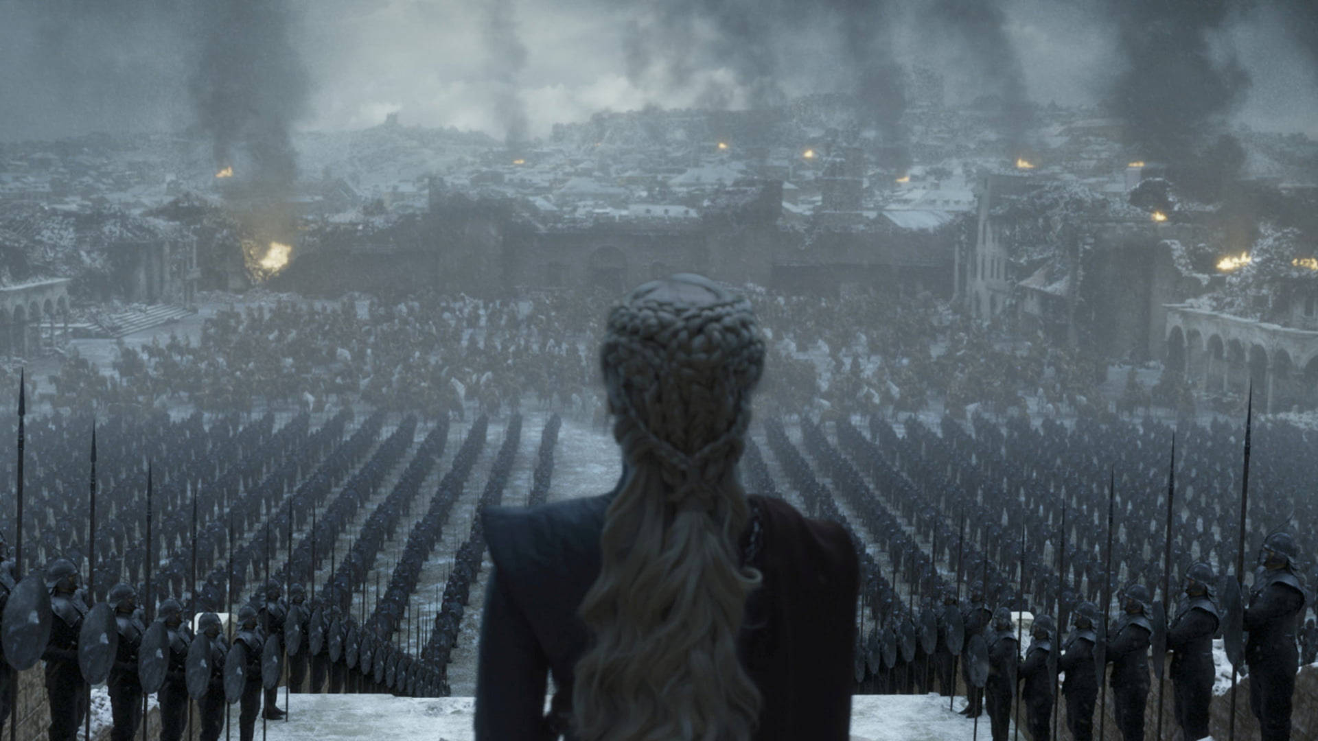 Daenerys Targaryen With Army Background