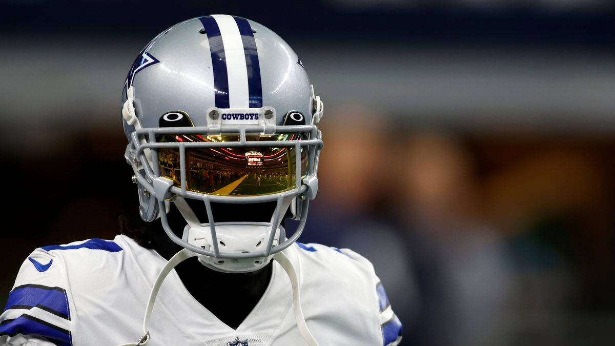 Dallas Cowboys Helmet Visor Reflection