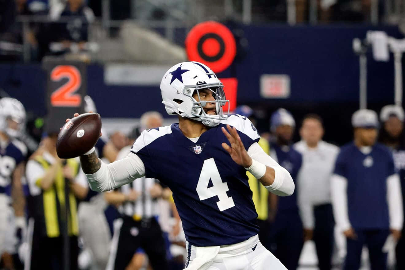 Dallas Cowboys Players Get Ready For The Next Game Background