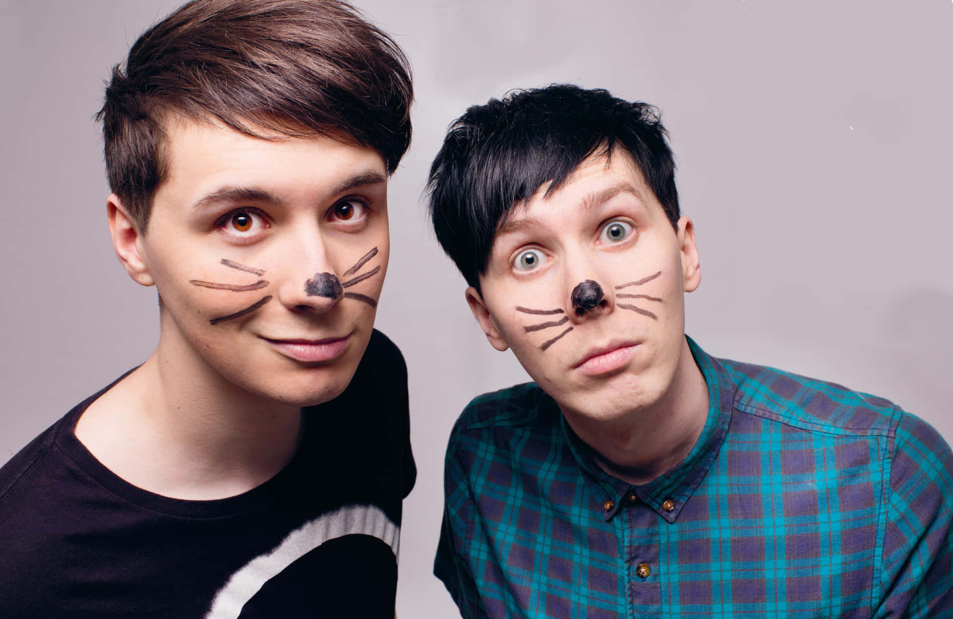 Dan Howell And Phil Lester, British Youtubers Background