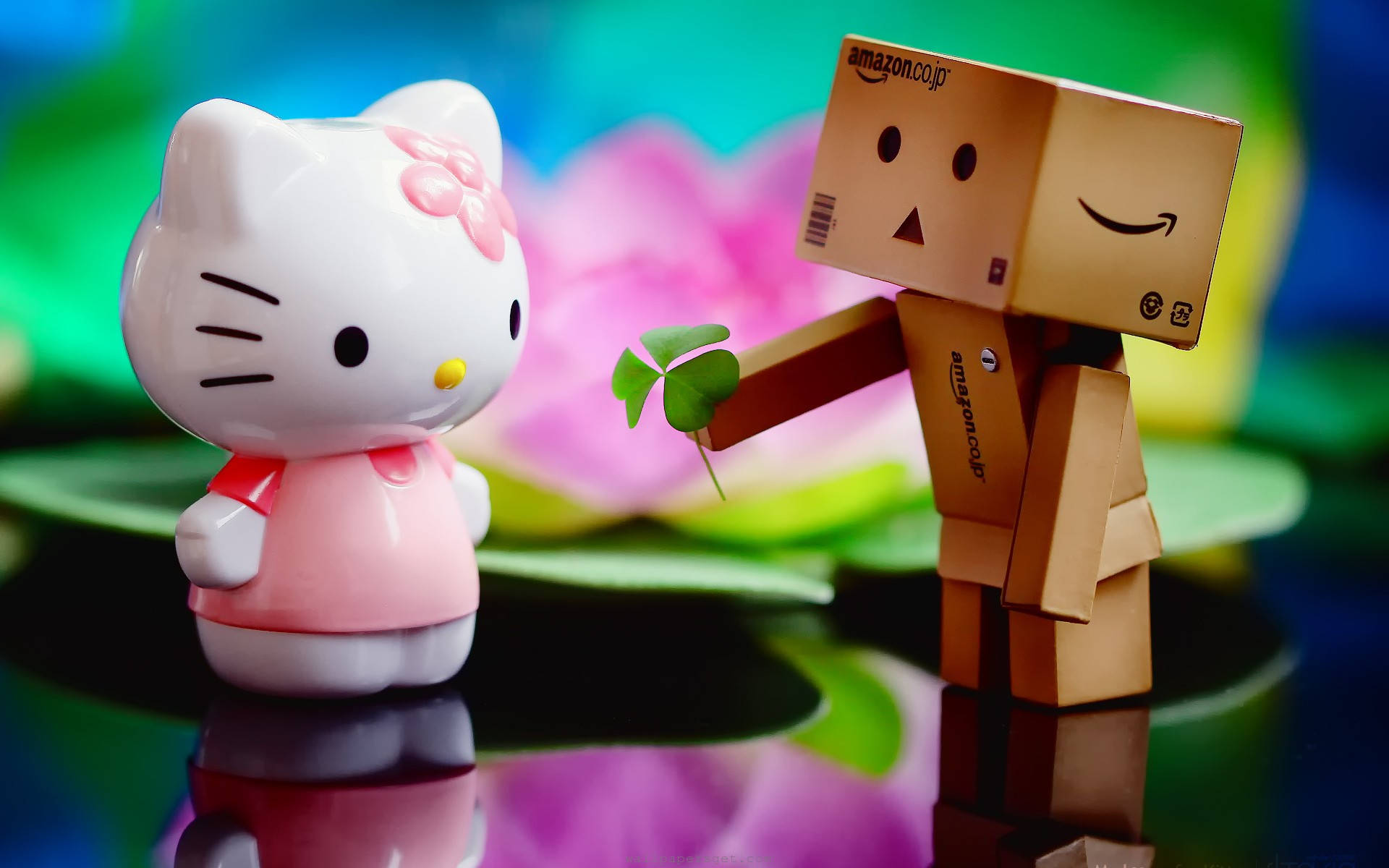 Danbo With Hello Kitty Desktop Background