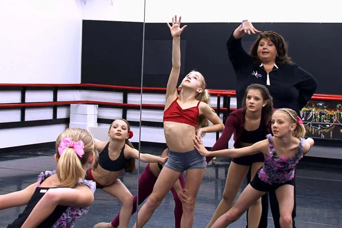 Dance Moms Rehearsal Session Background