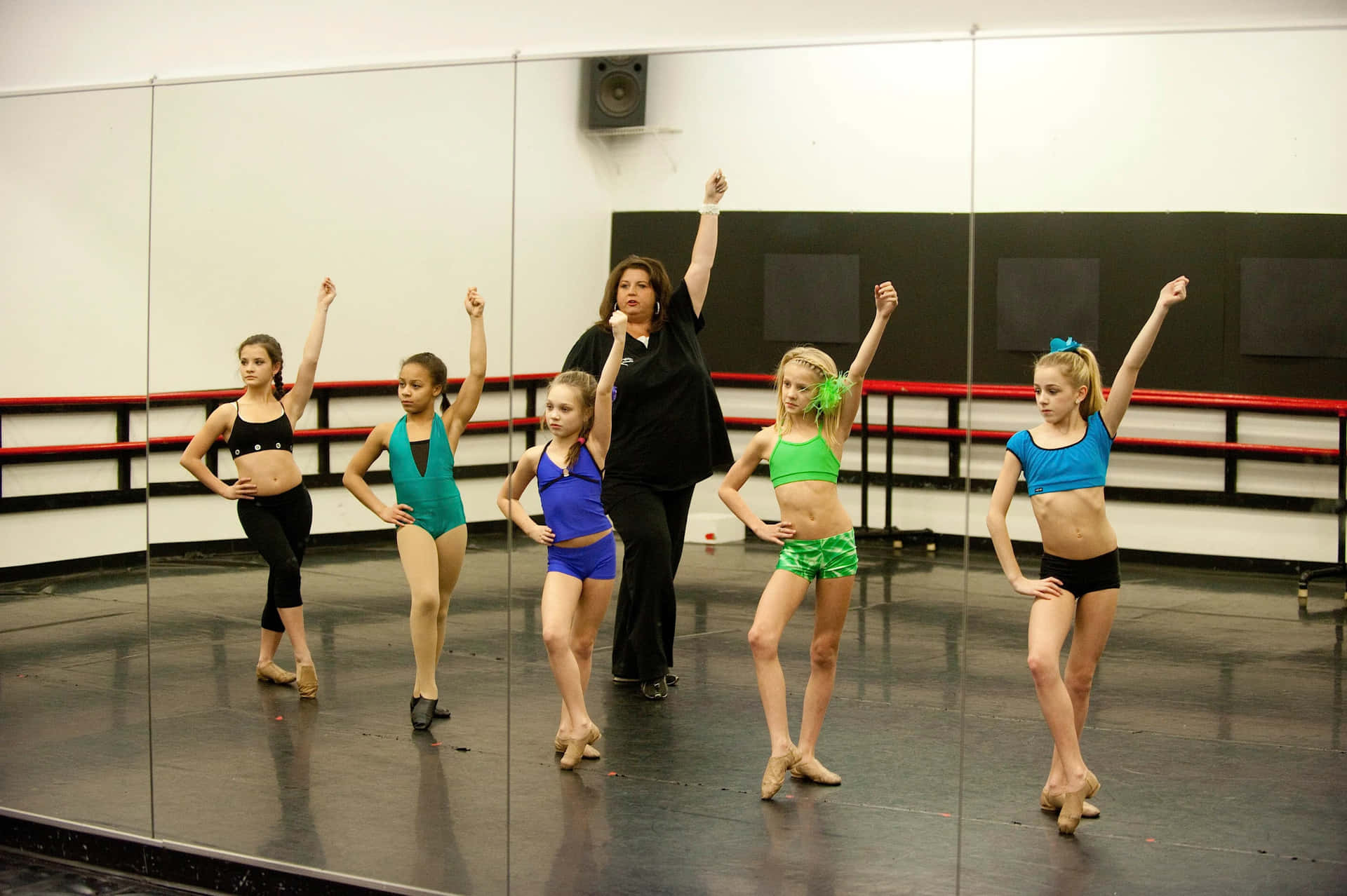 Dance_ Moms_ Rehearsal_ Session Background