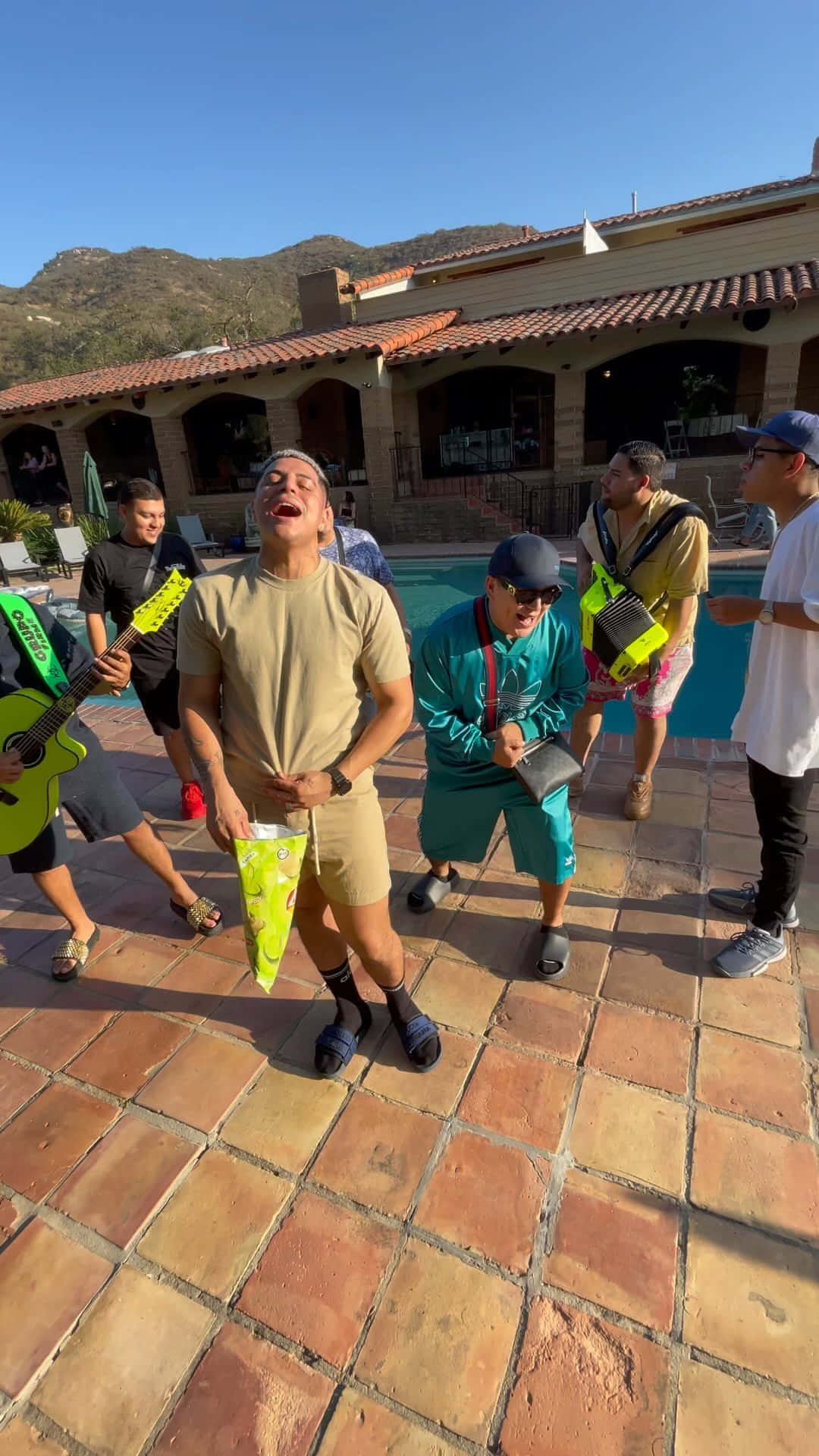 Dancing To Cumbias De Grupo Firme Background