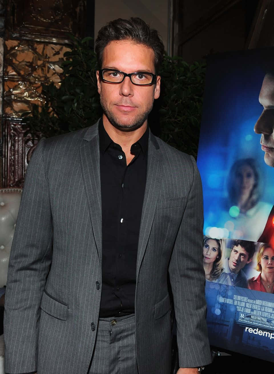 Dane Cook [wallpaper] Background